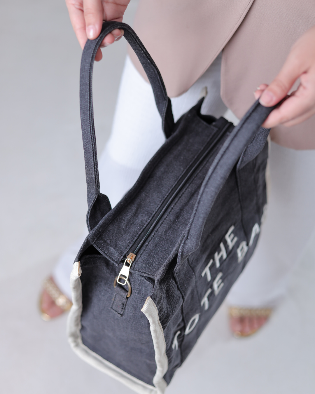 The Tote Bag Grey