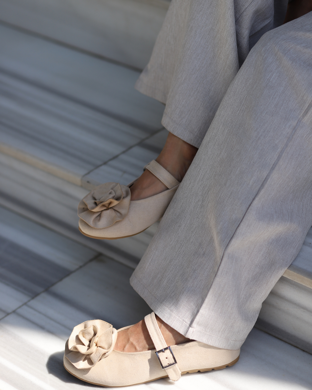 راقصة الباليه ذات البتلة العاجية