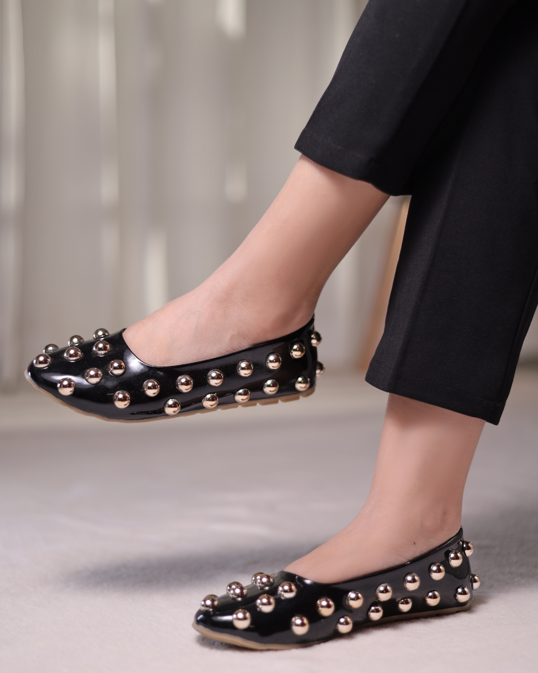 أقراط بولدورا