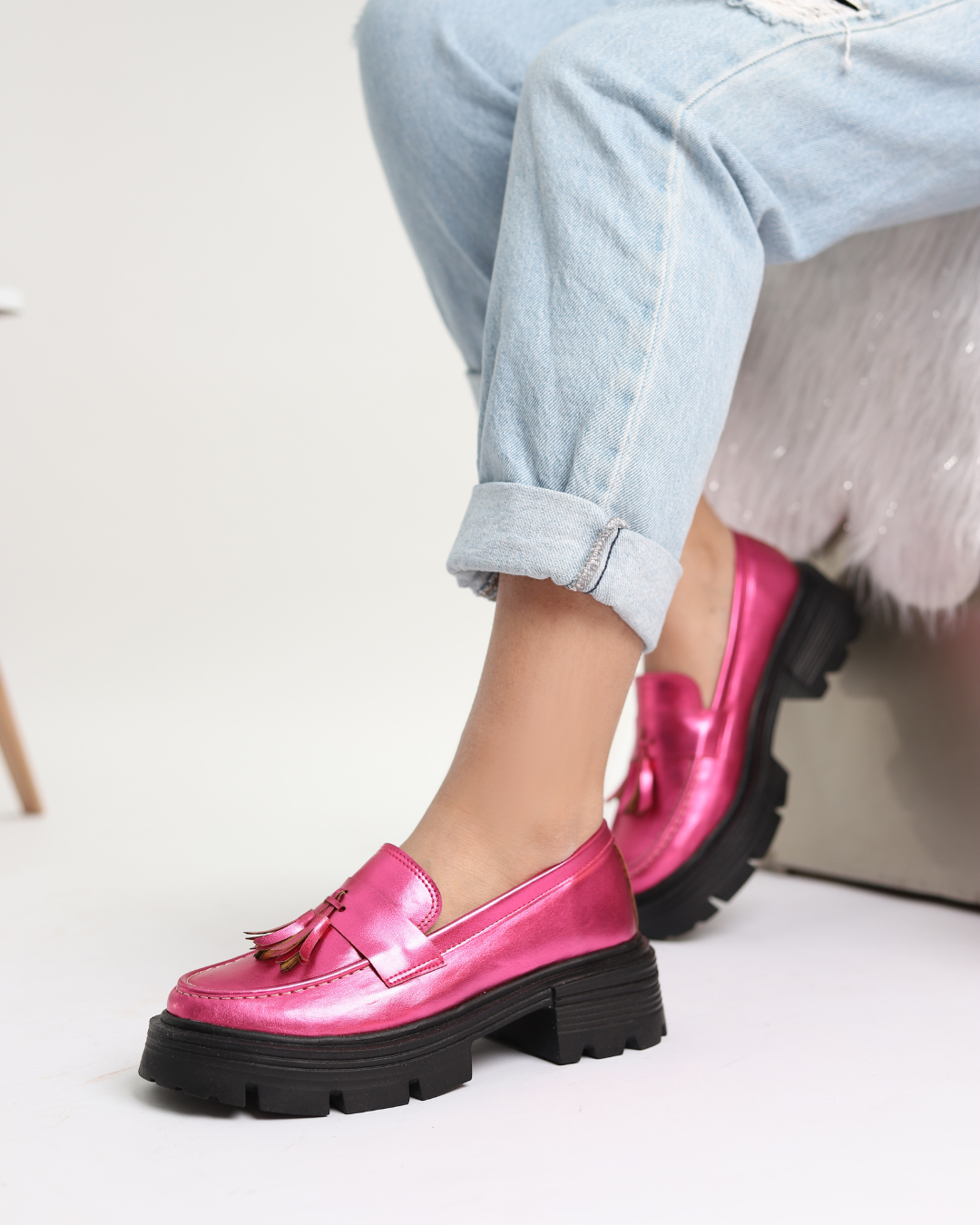 حذاء لوفرز روزيت