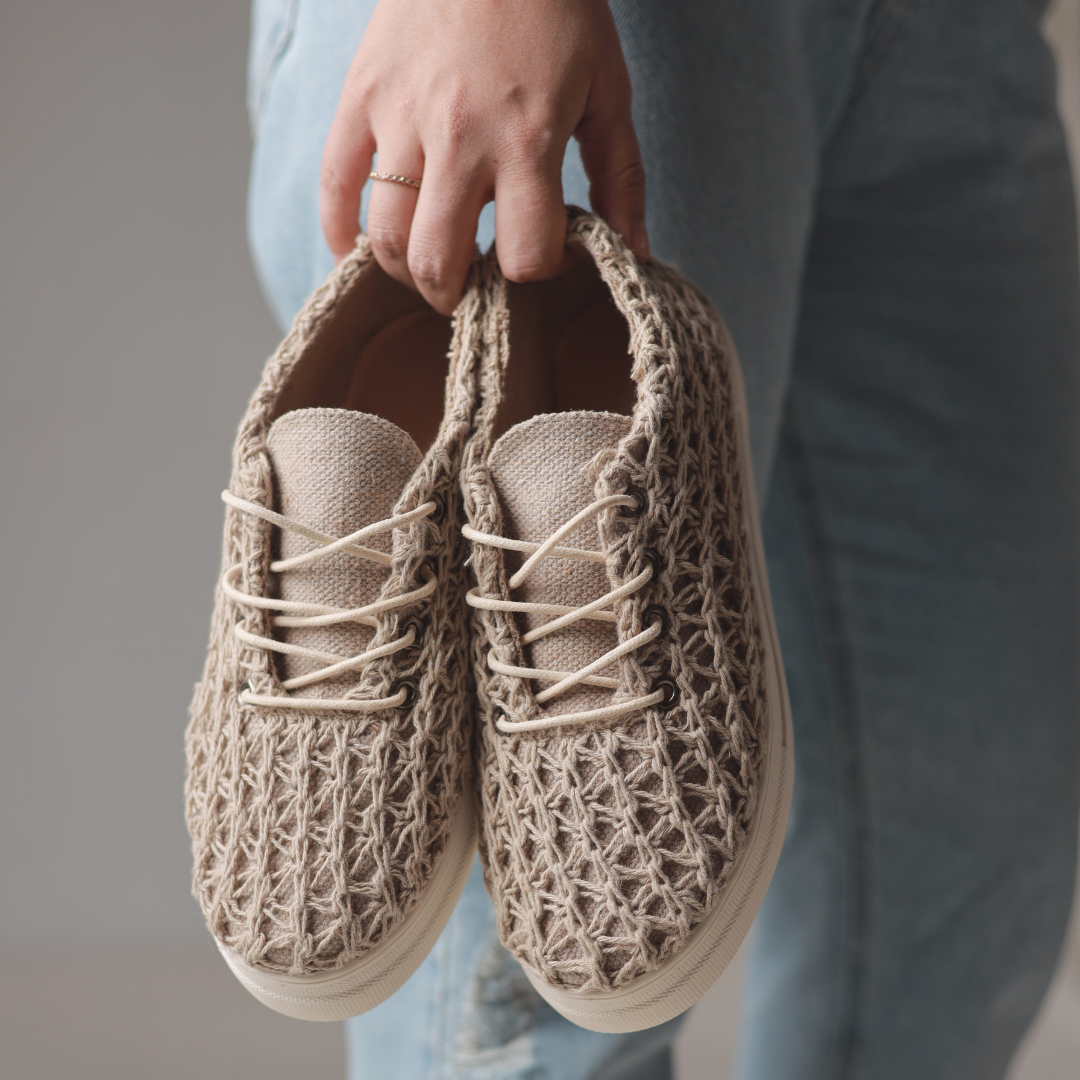 WovenWander - بيج