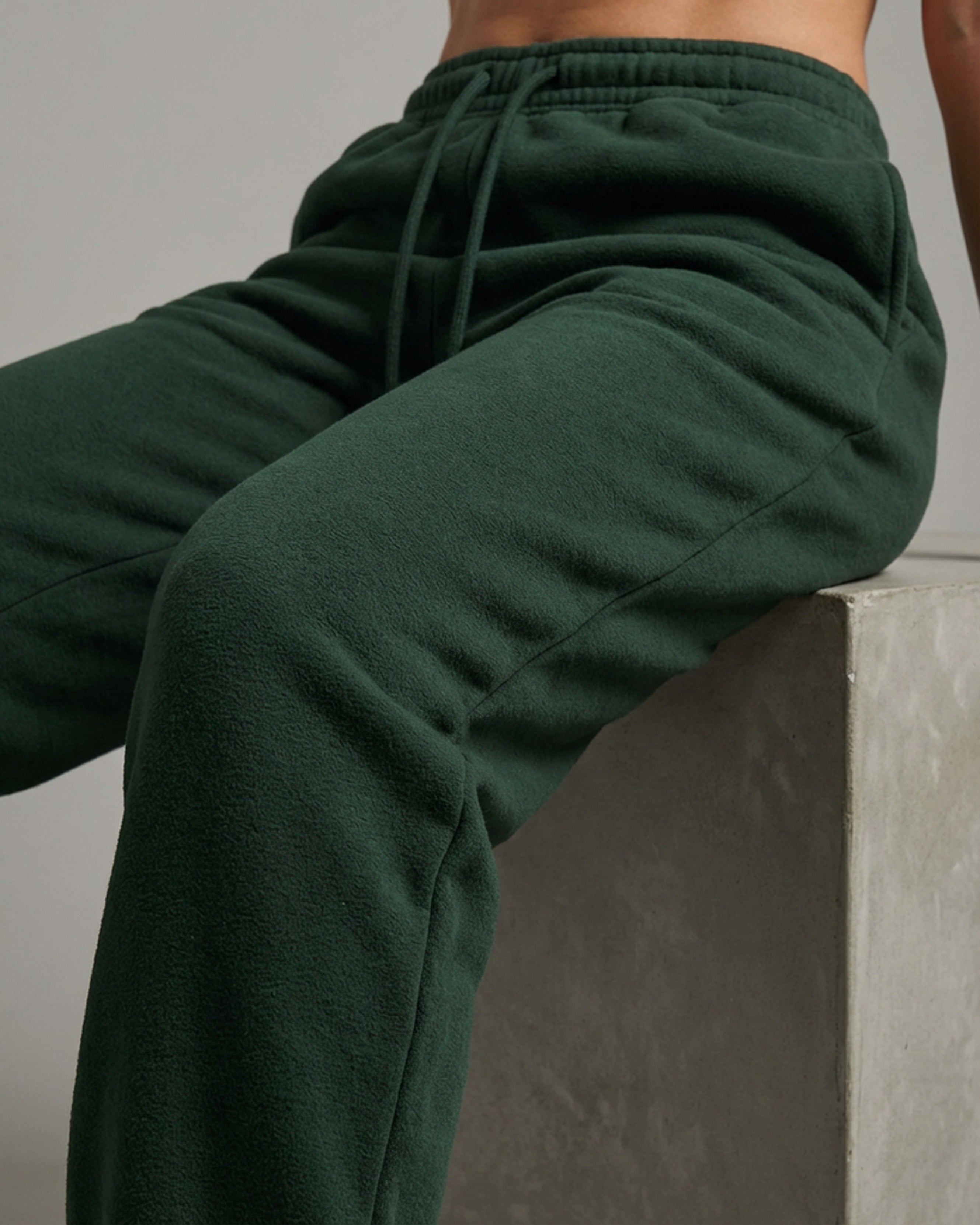 The Ivy Relaxed Jogger - Olive Green