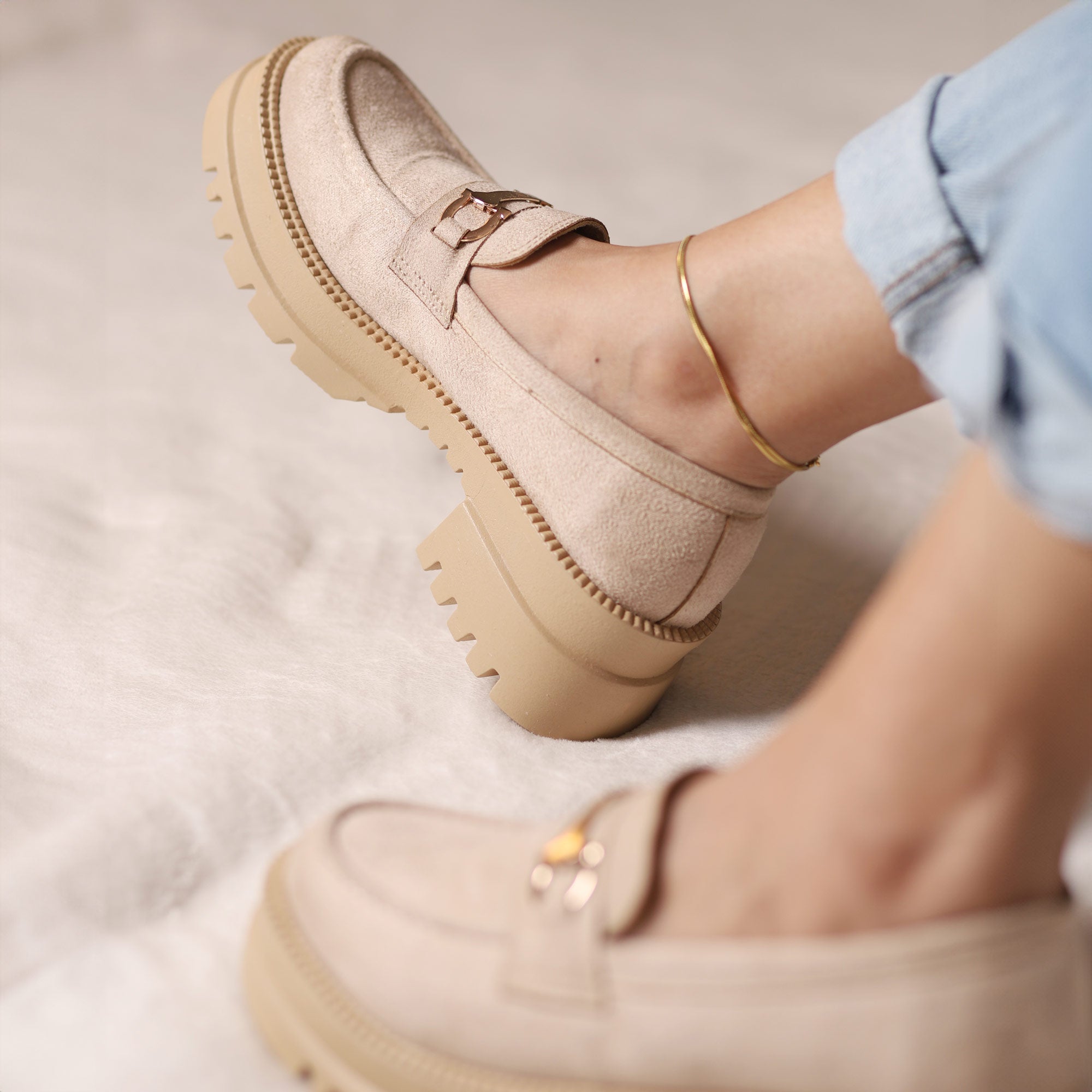 Celestina suede