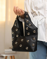 مسمار العاصفة