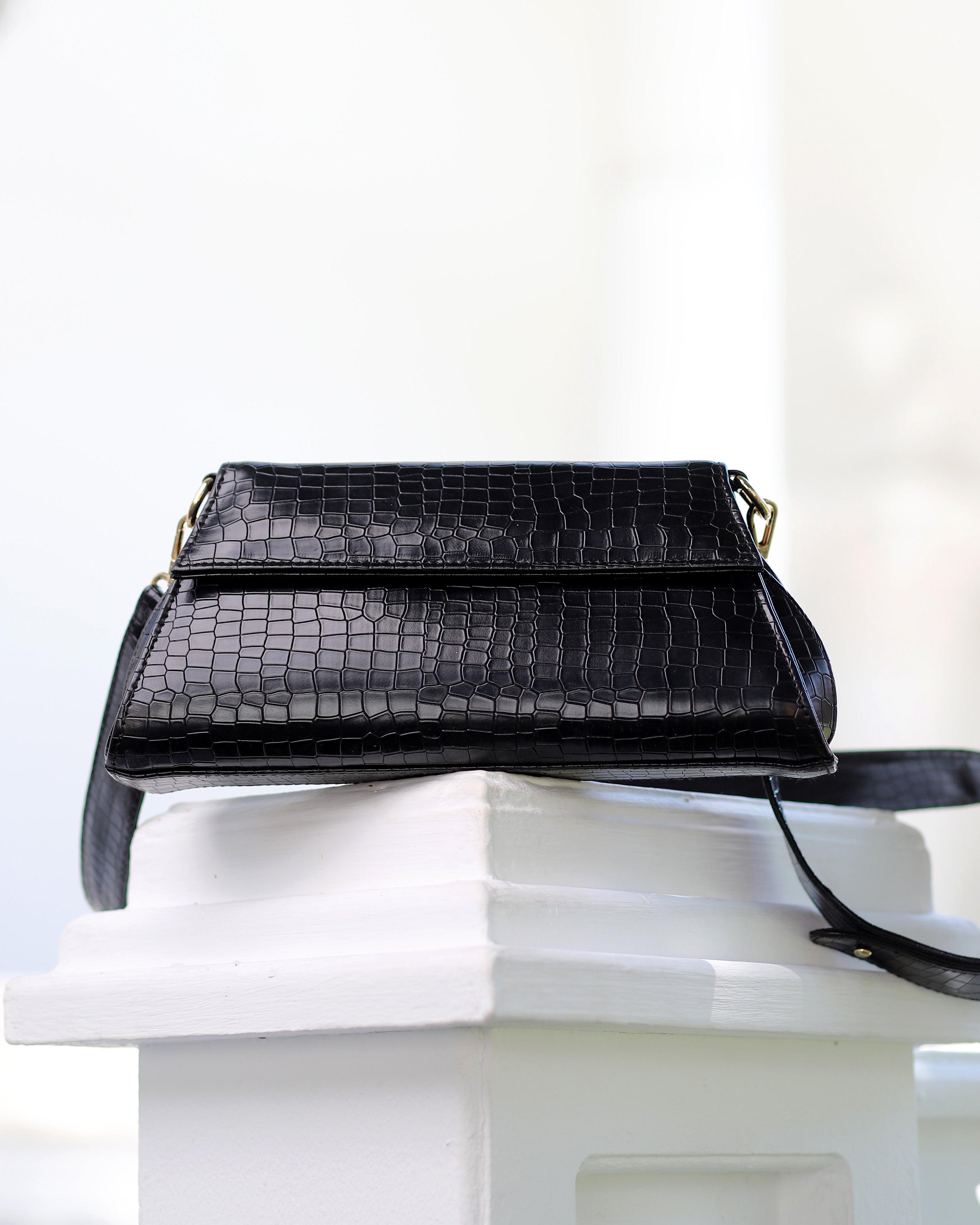 Allure - Black