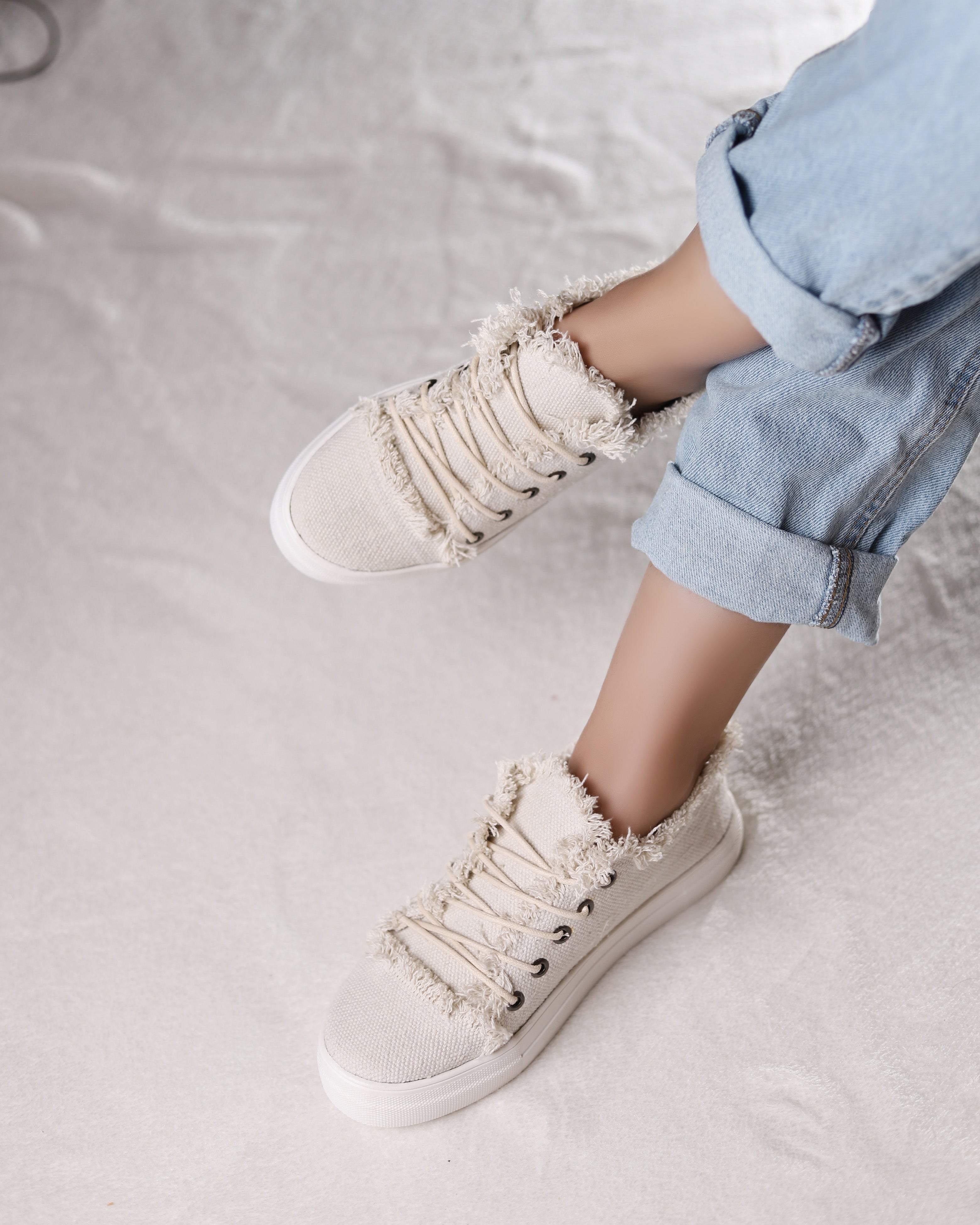 كورباتا-أوف وايت