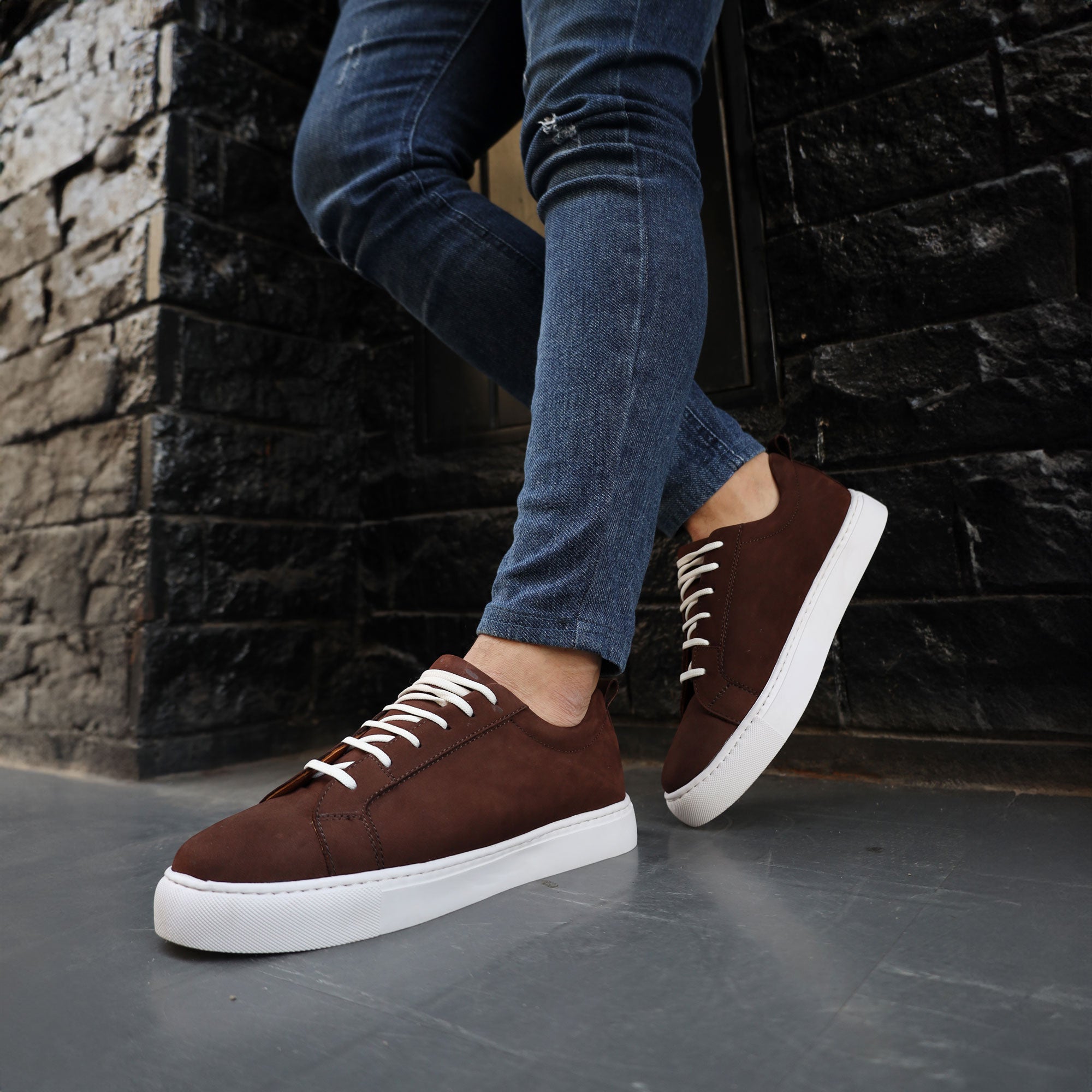 أندريس - بني غامق