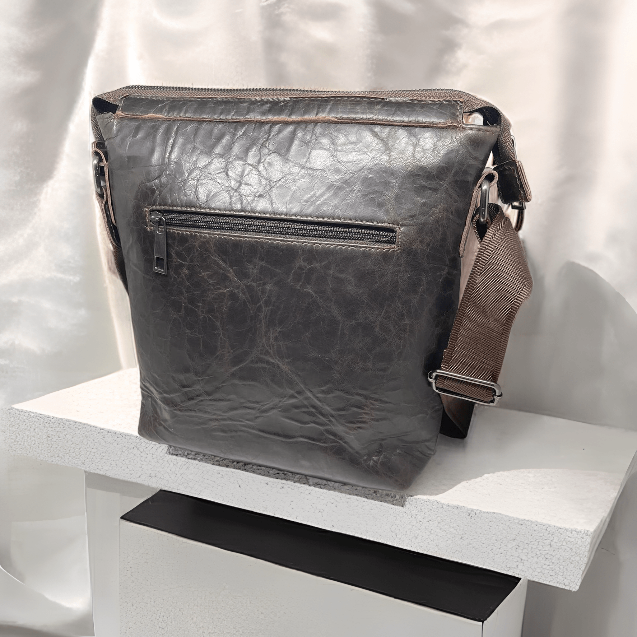 Leather Large Bumbag - Hatchill