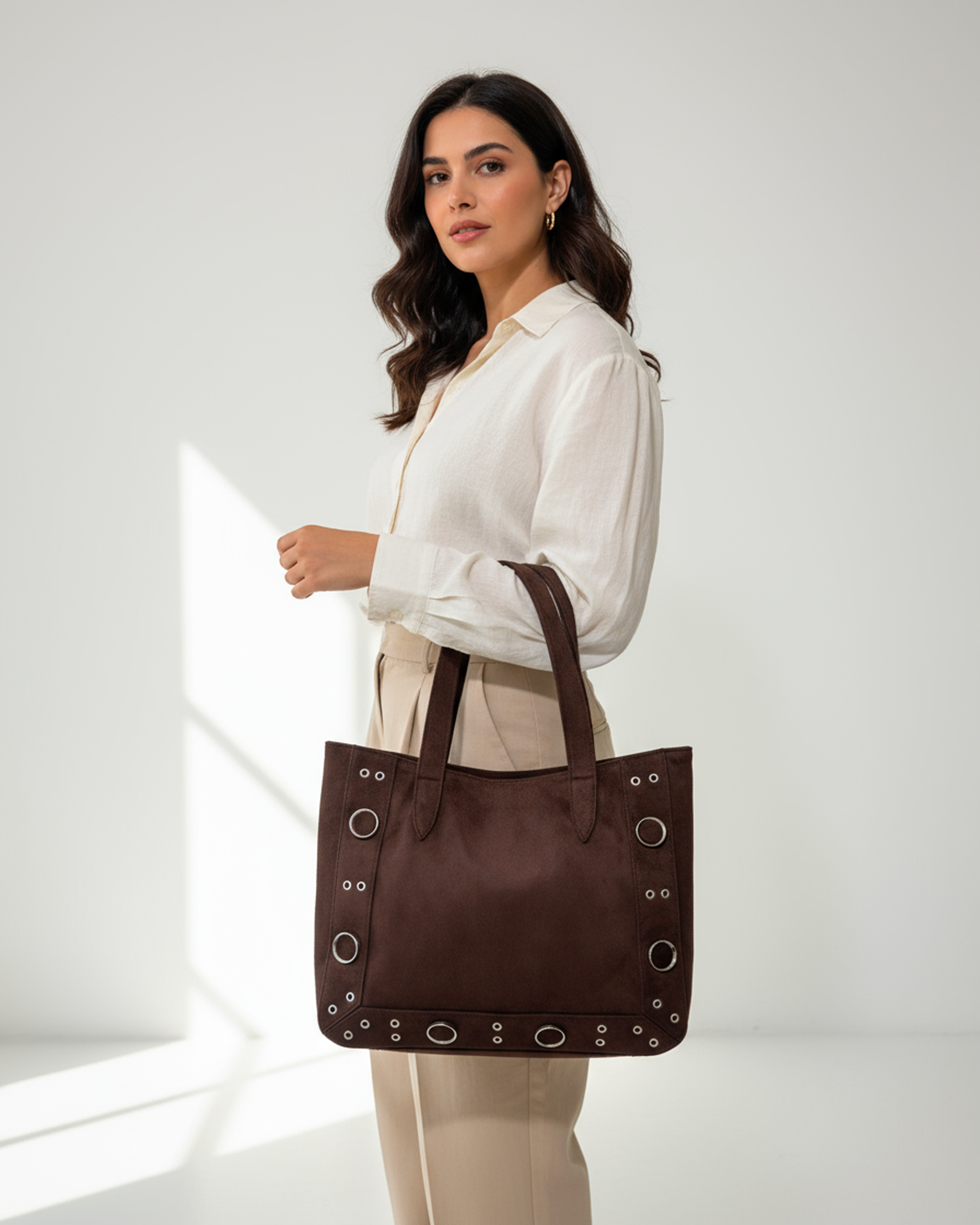 The Orbit Tote - Brown Secondary image
