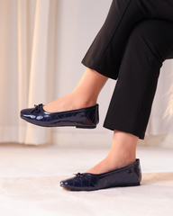 Charm Quilt Flat – Navy