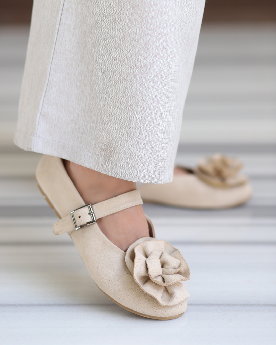 Ivory Petal Ballerina