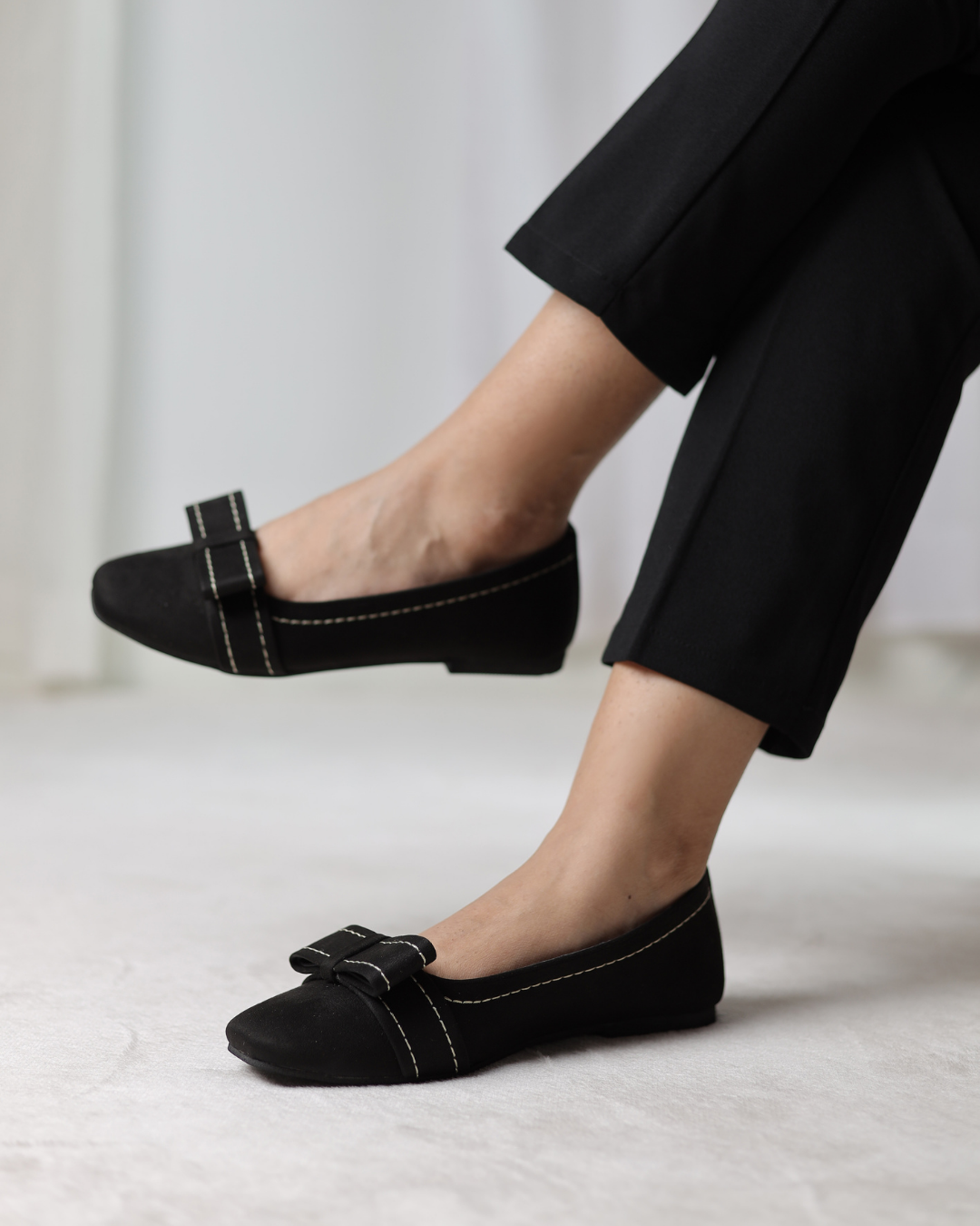 Black Velour Bow Flats Main image