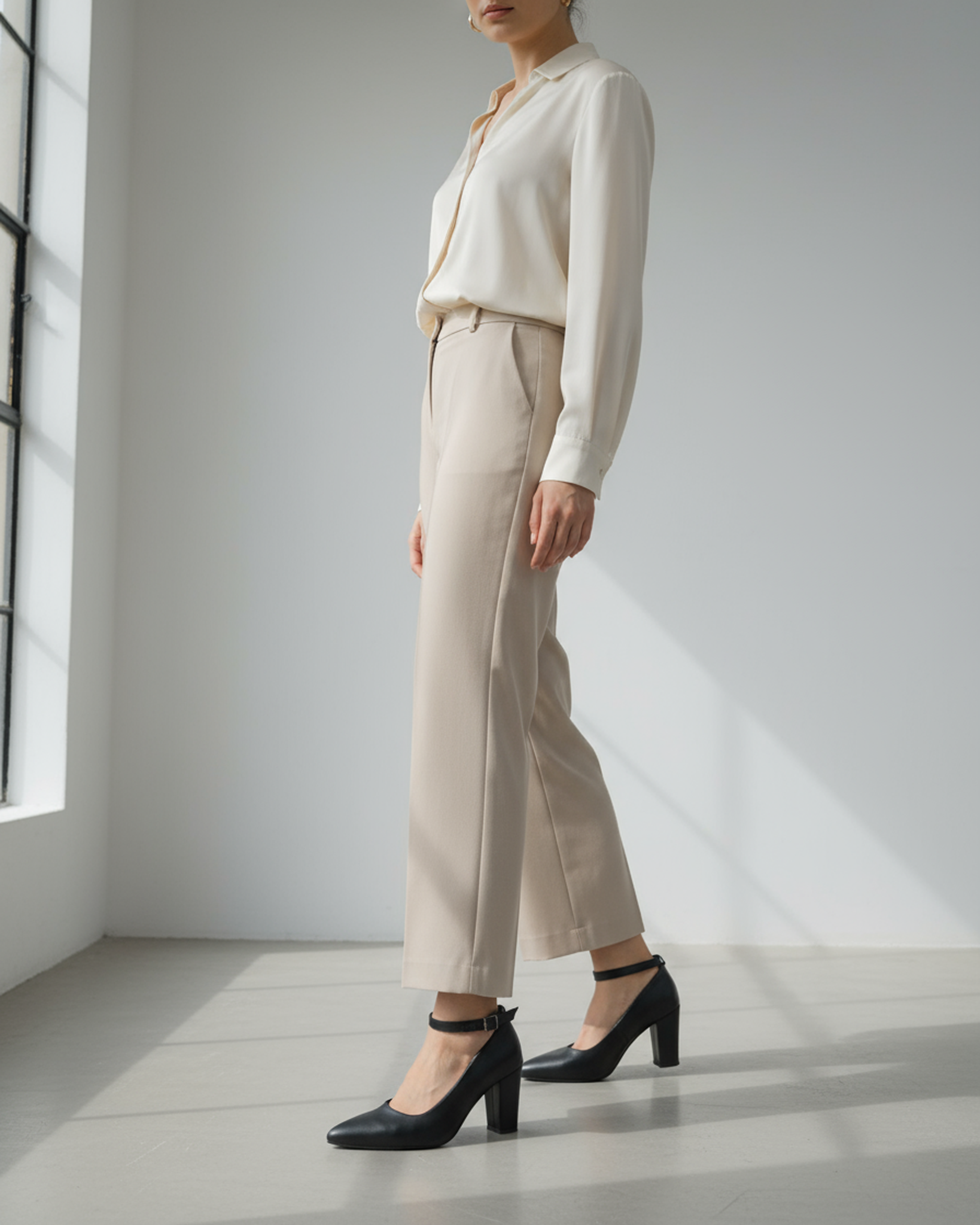 حذاء كعب أساسي عند الكاحل