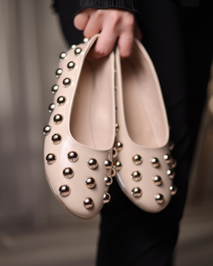 Nova Studs