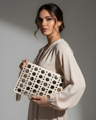 الجهد العاري