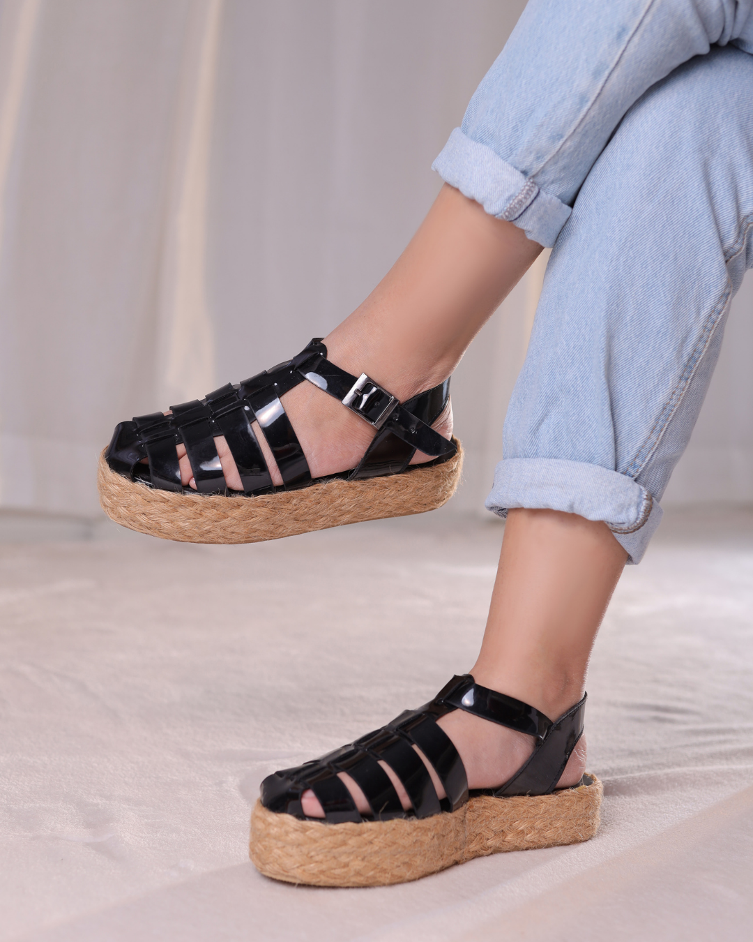 Isla Sandal – Black Secondary image