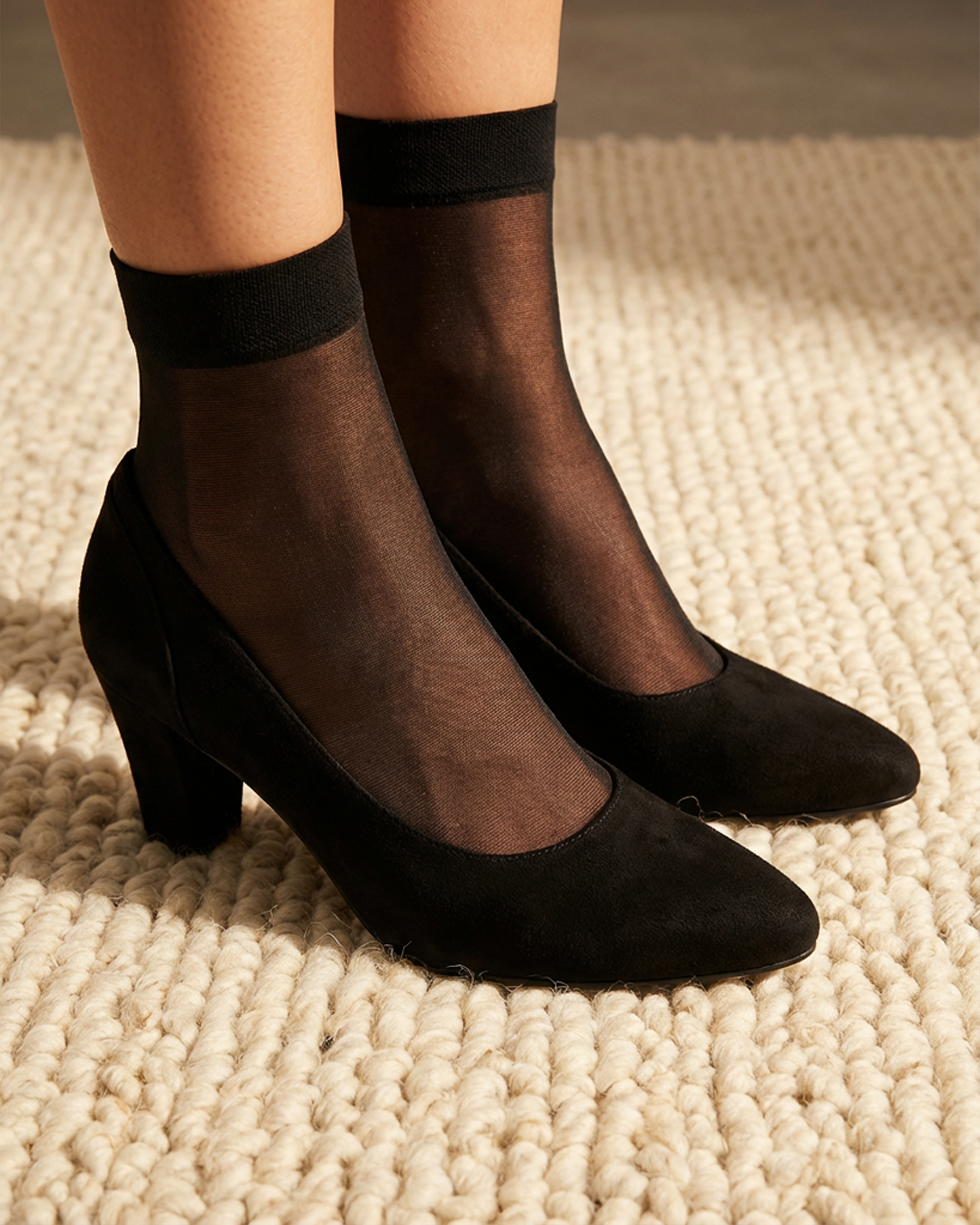 The Elena Classic Pump