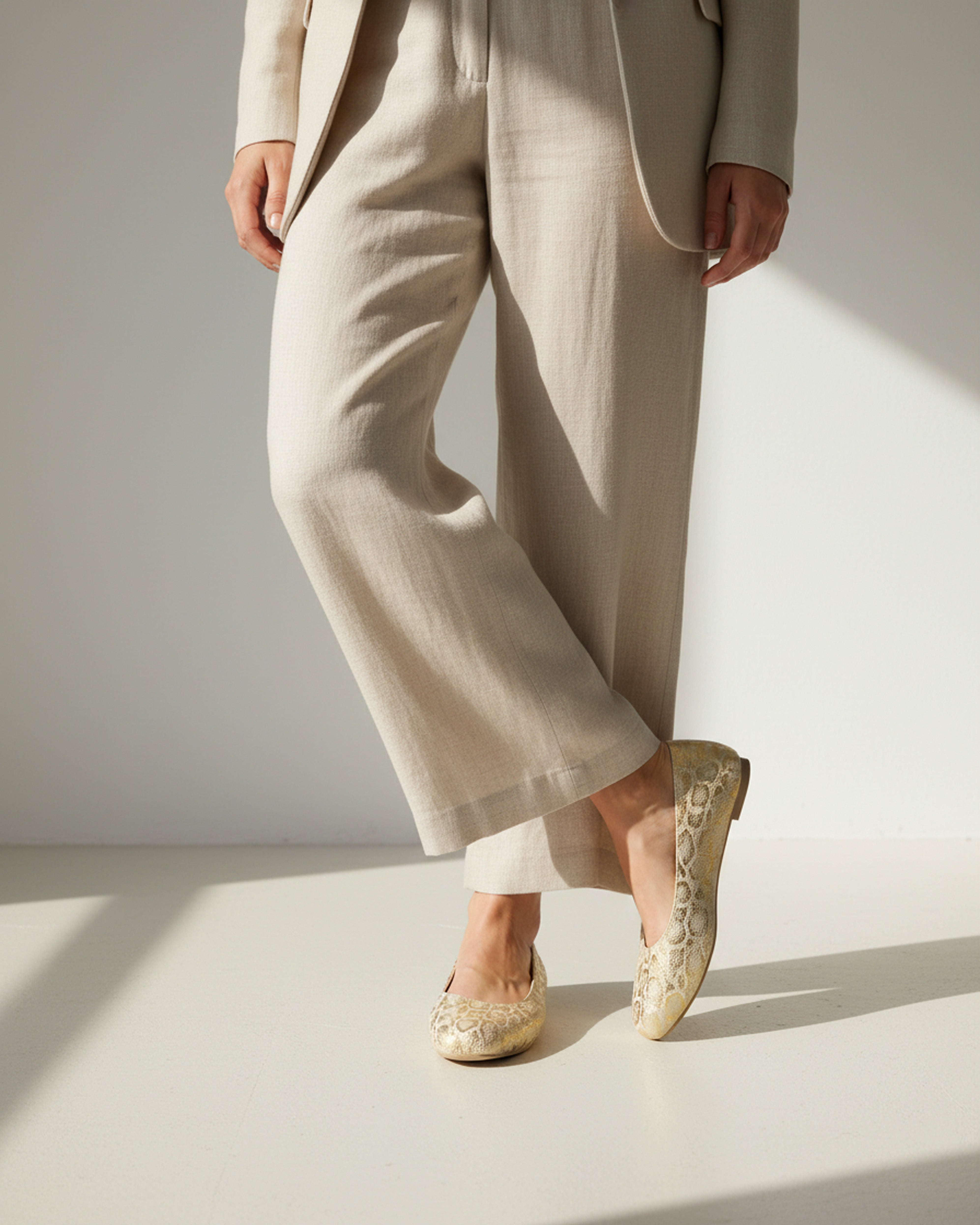 The Cleo Metallic Flat