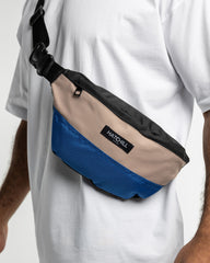 حقيبة خصر إيفو - بيج × أزرق غامق