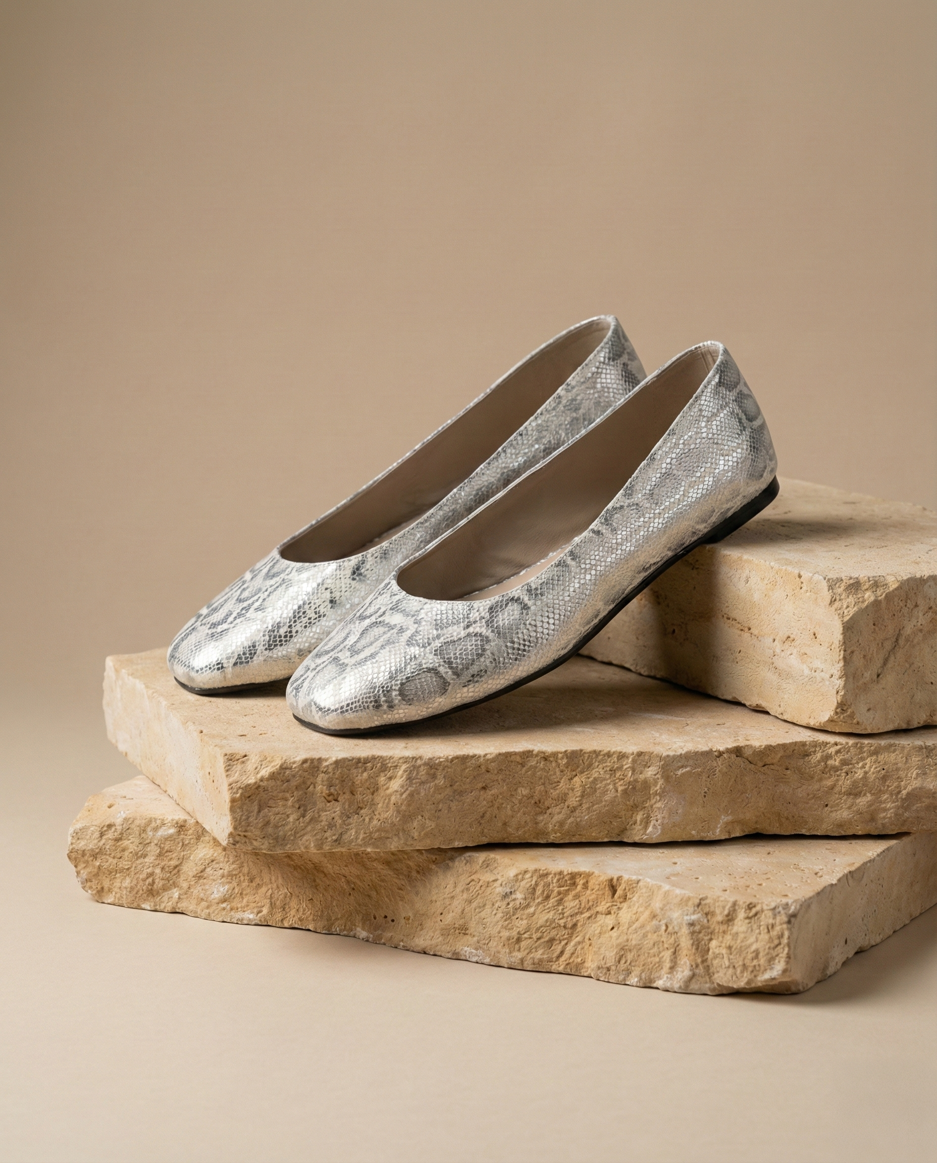 The Nova Silver Flat