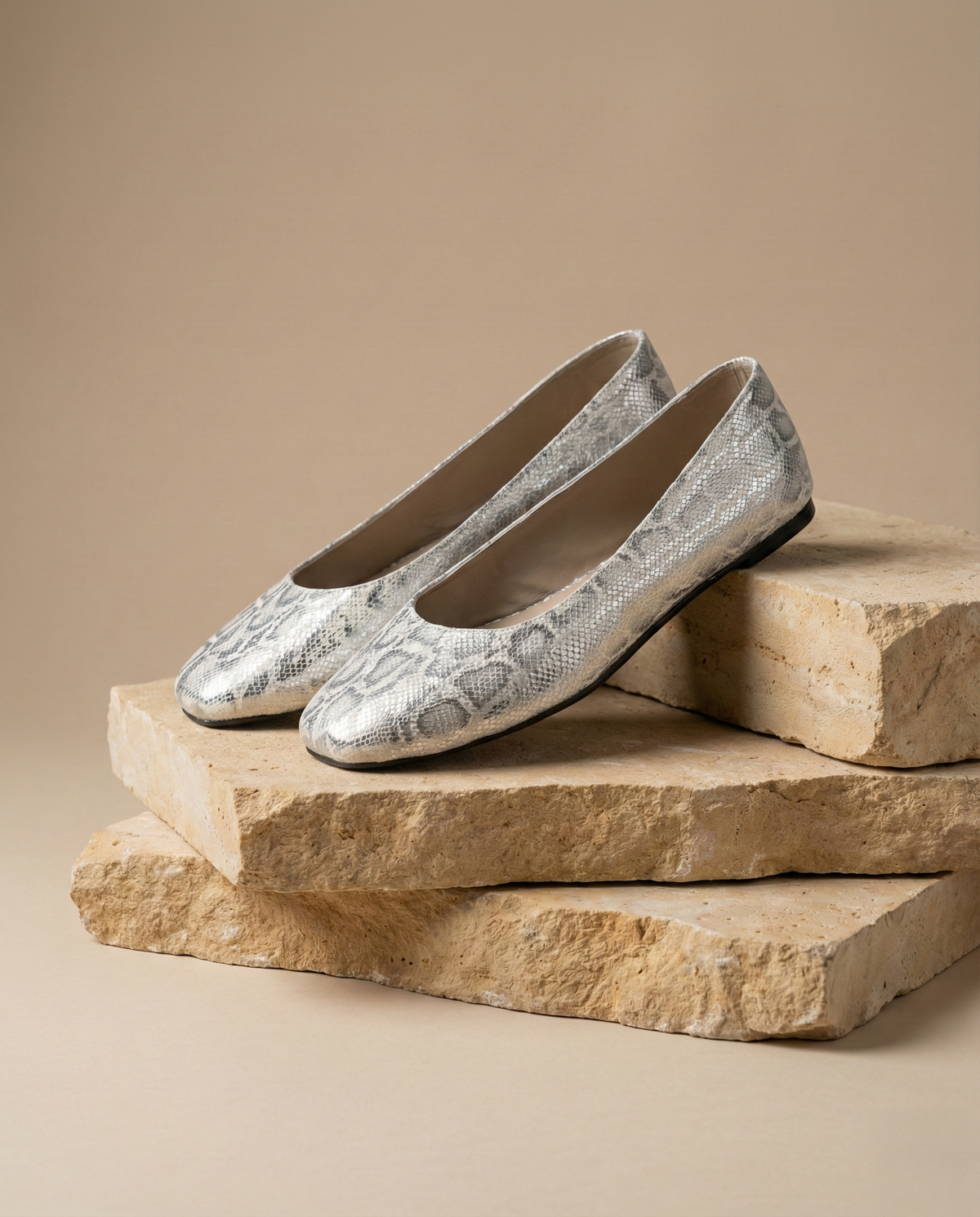 The Nova Silver Flat