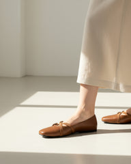 The Bianca Buckle Flat - Havane