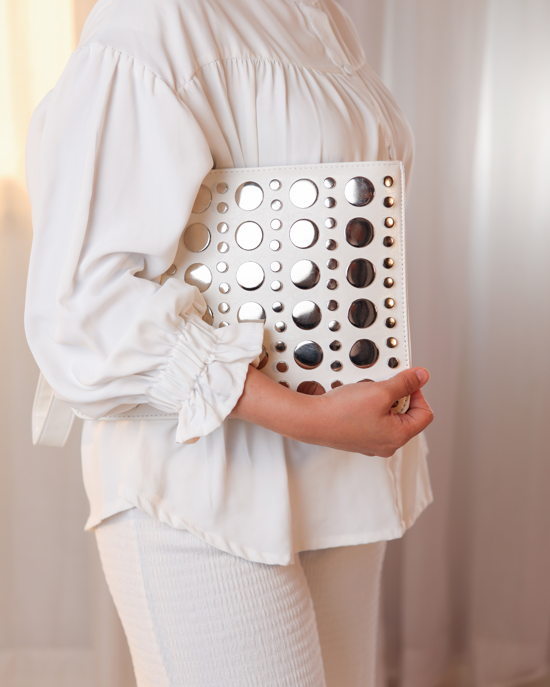 Lunar Clutch
