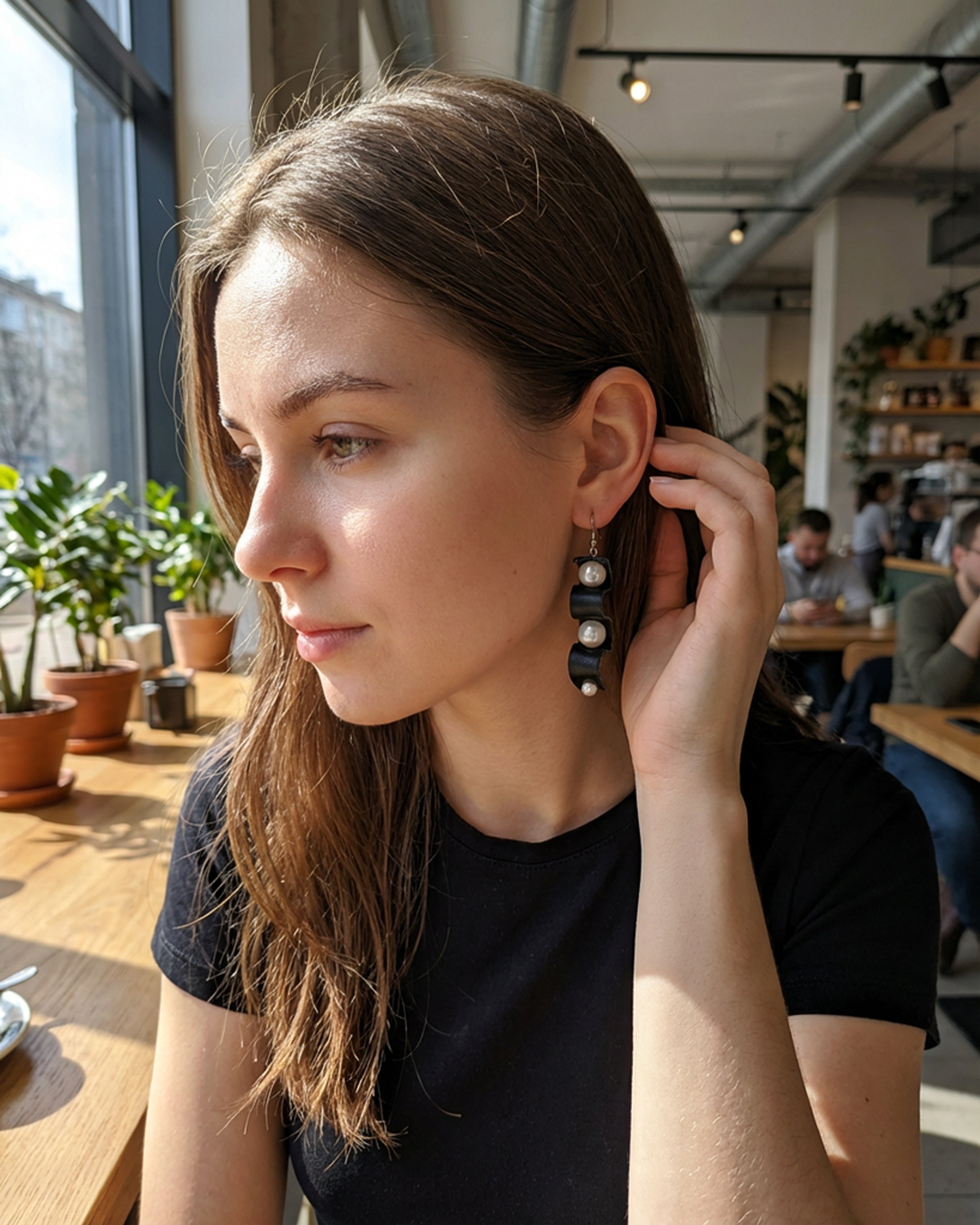 The Freya Pearl Drop Earrings