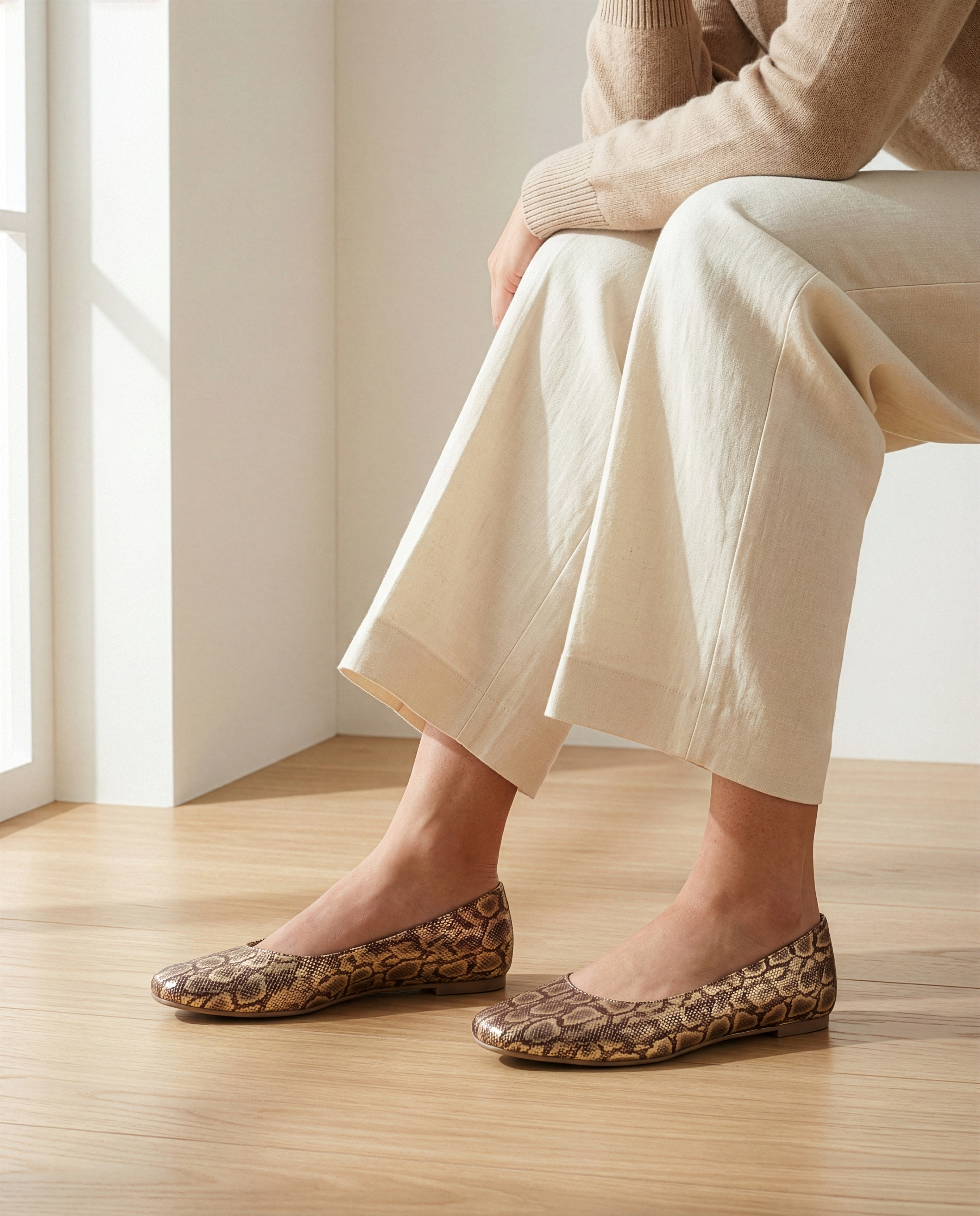The Sienna Bronze Flat