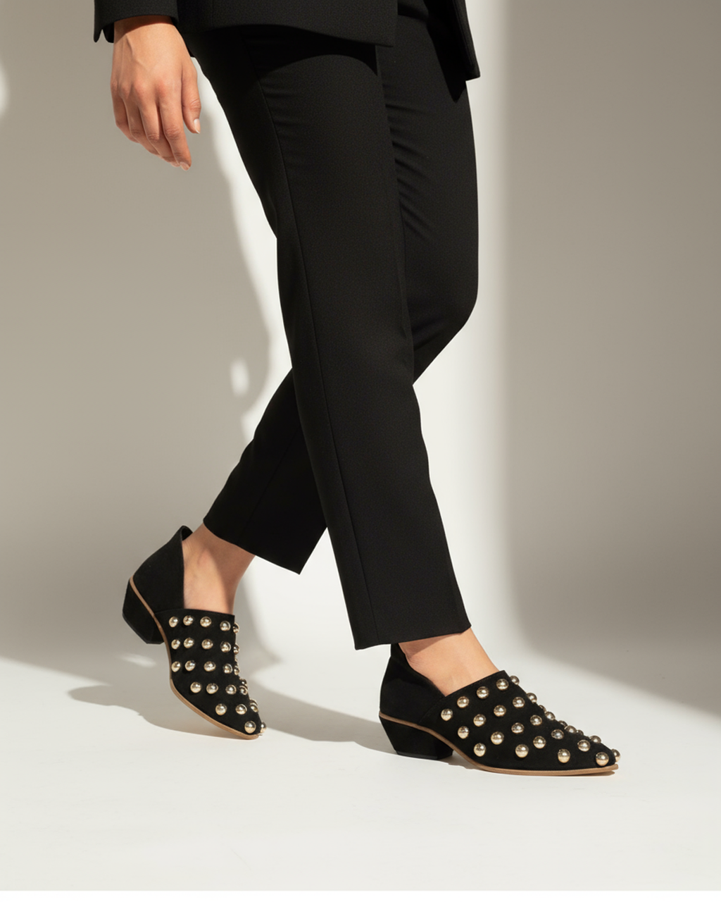 The Nova Mule - Black