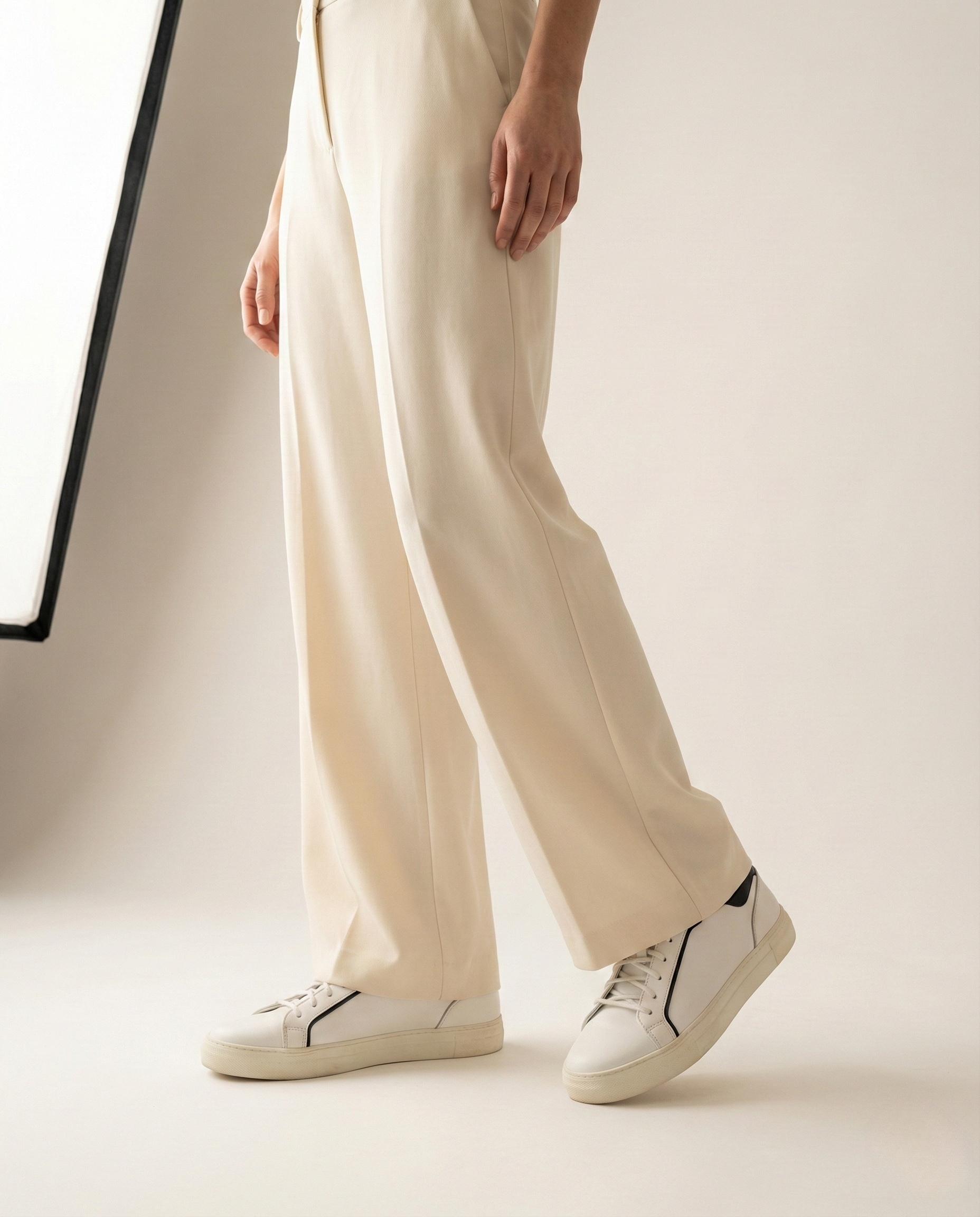 The Nova Contrast Sneaker