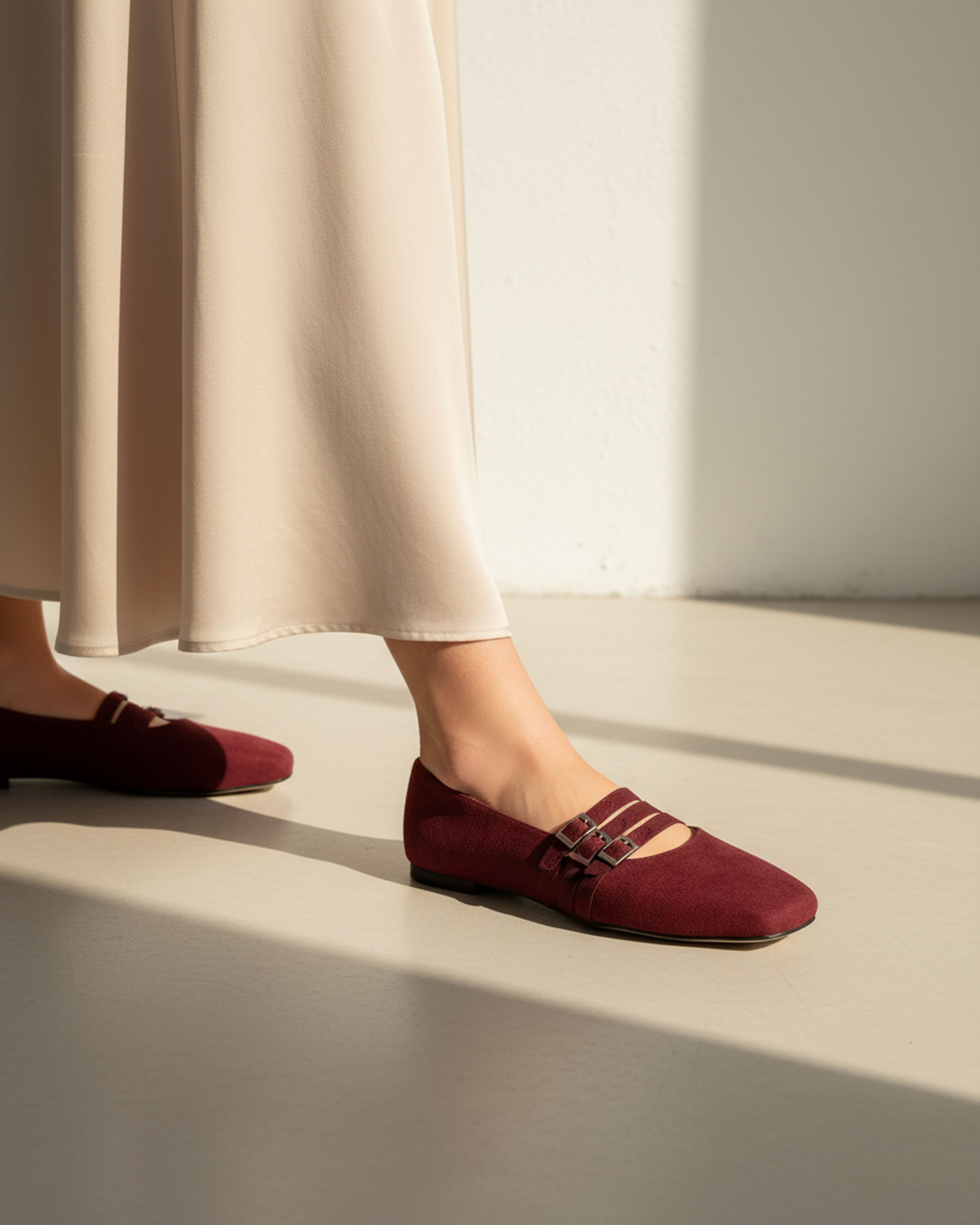 The Ligne Flat - Burgundy Main image