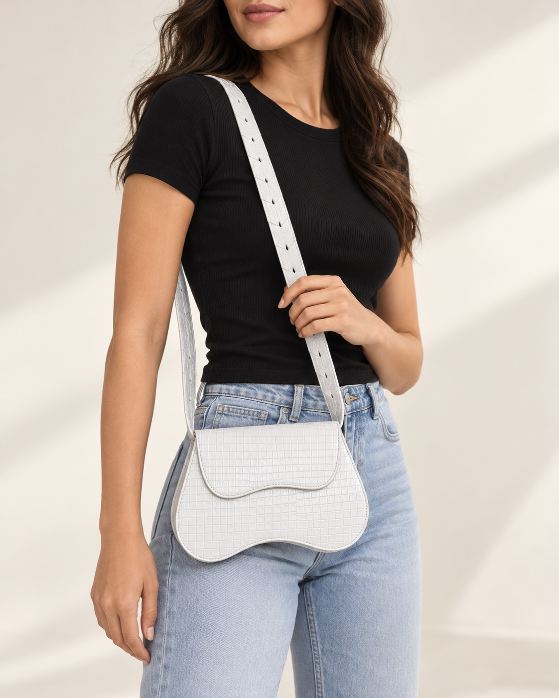 Velora Croc Shoulder Bag Main image