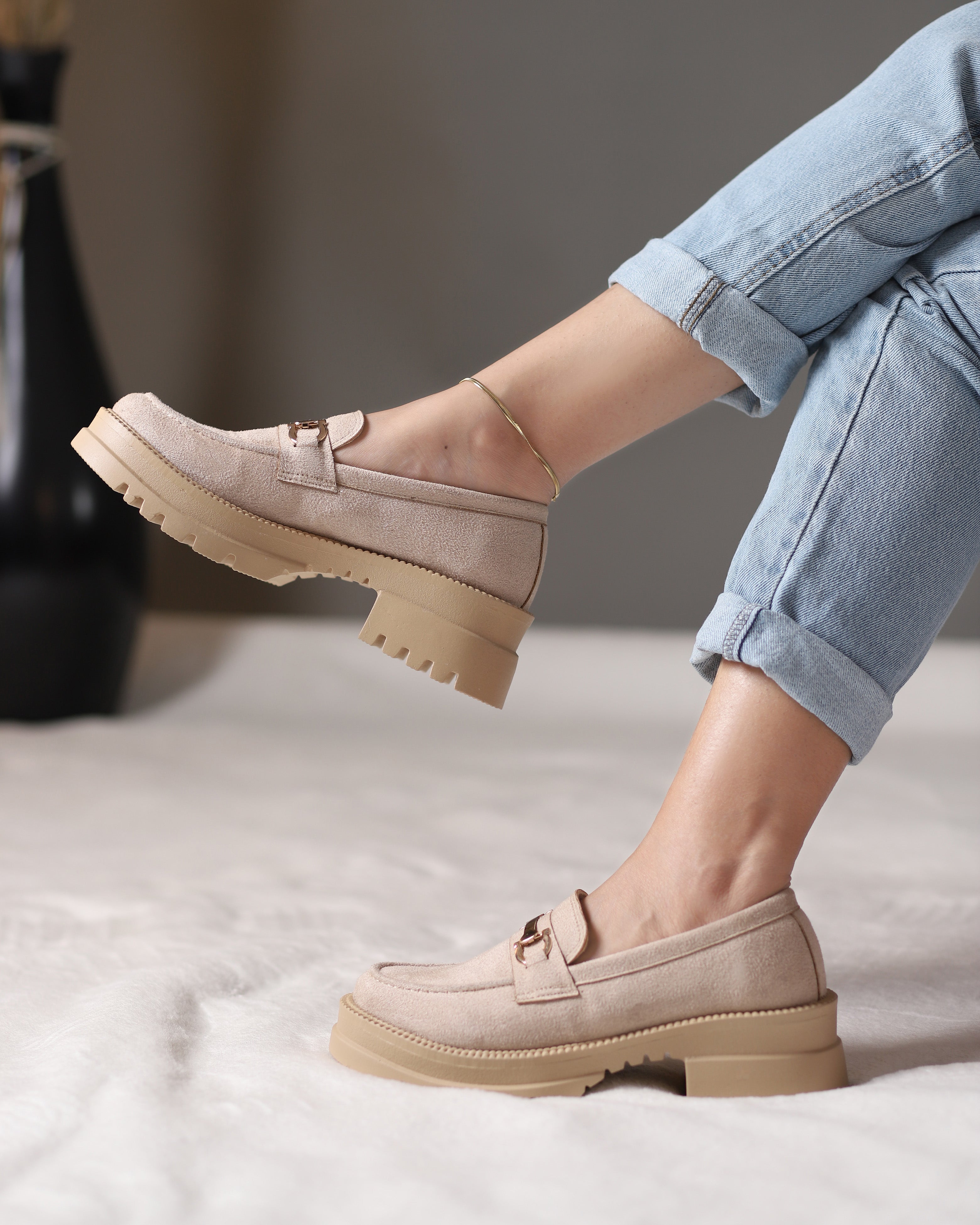 Celestina suede