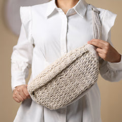 حقيبة خصر فريا - أبيض فاتح