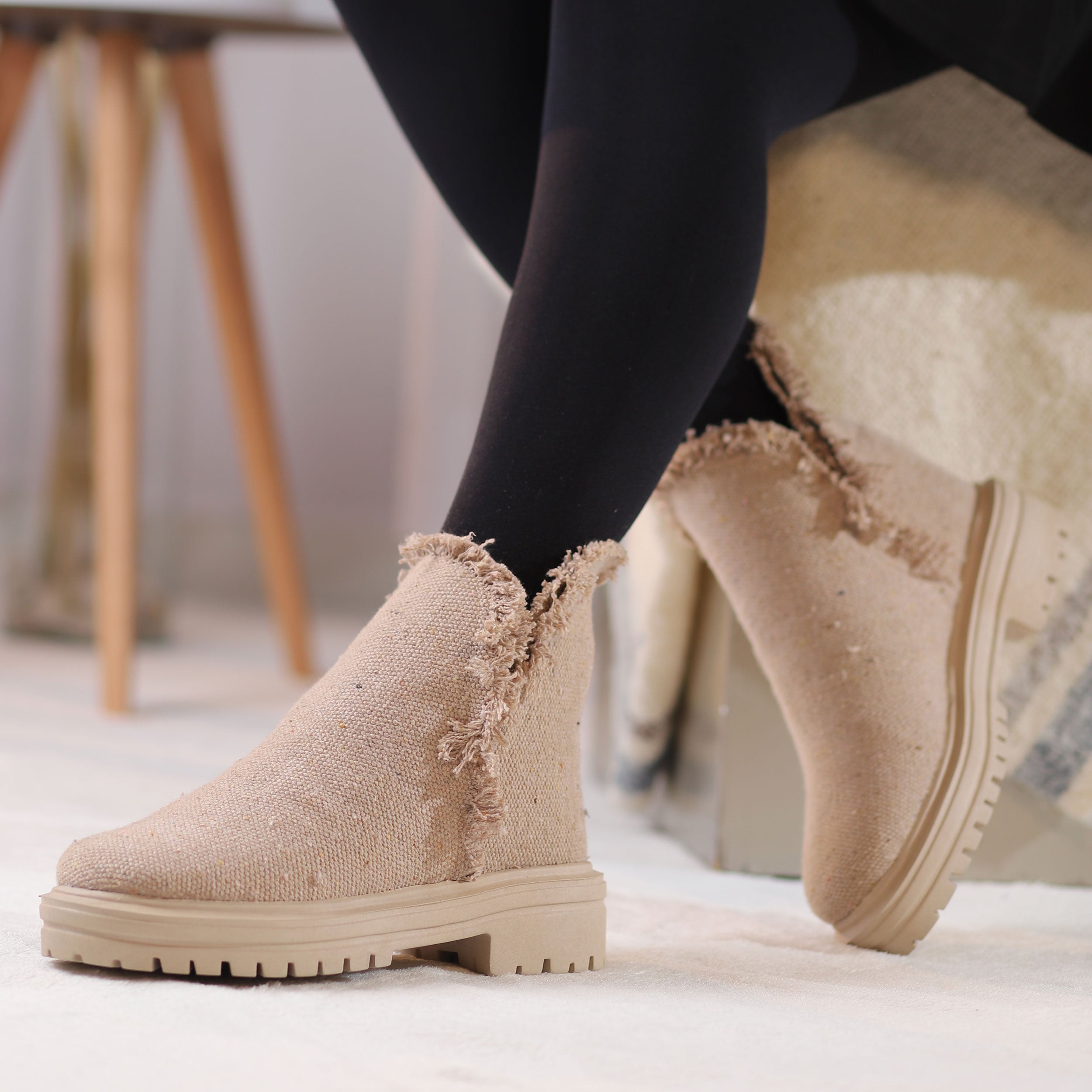 Ava Beige Secondary image