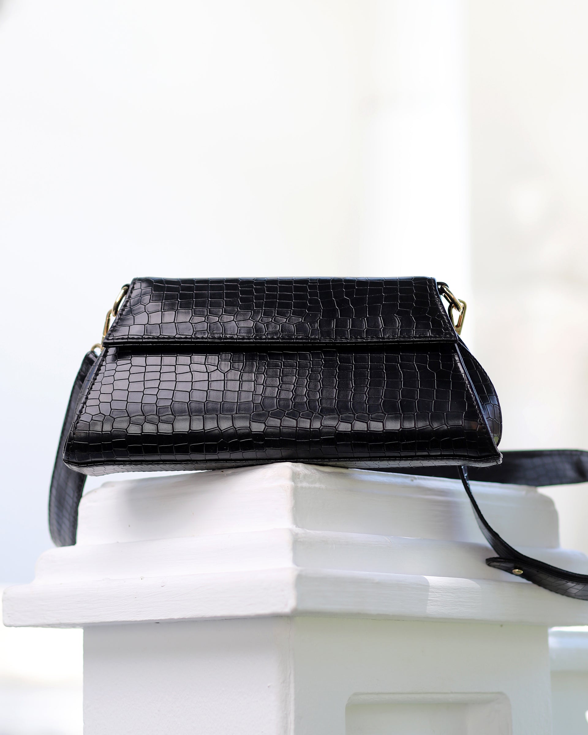 Allure - Black