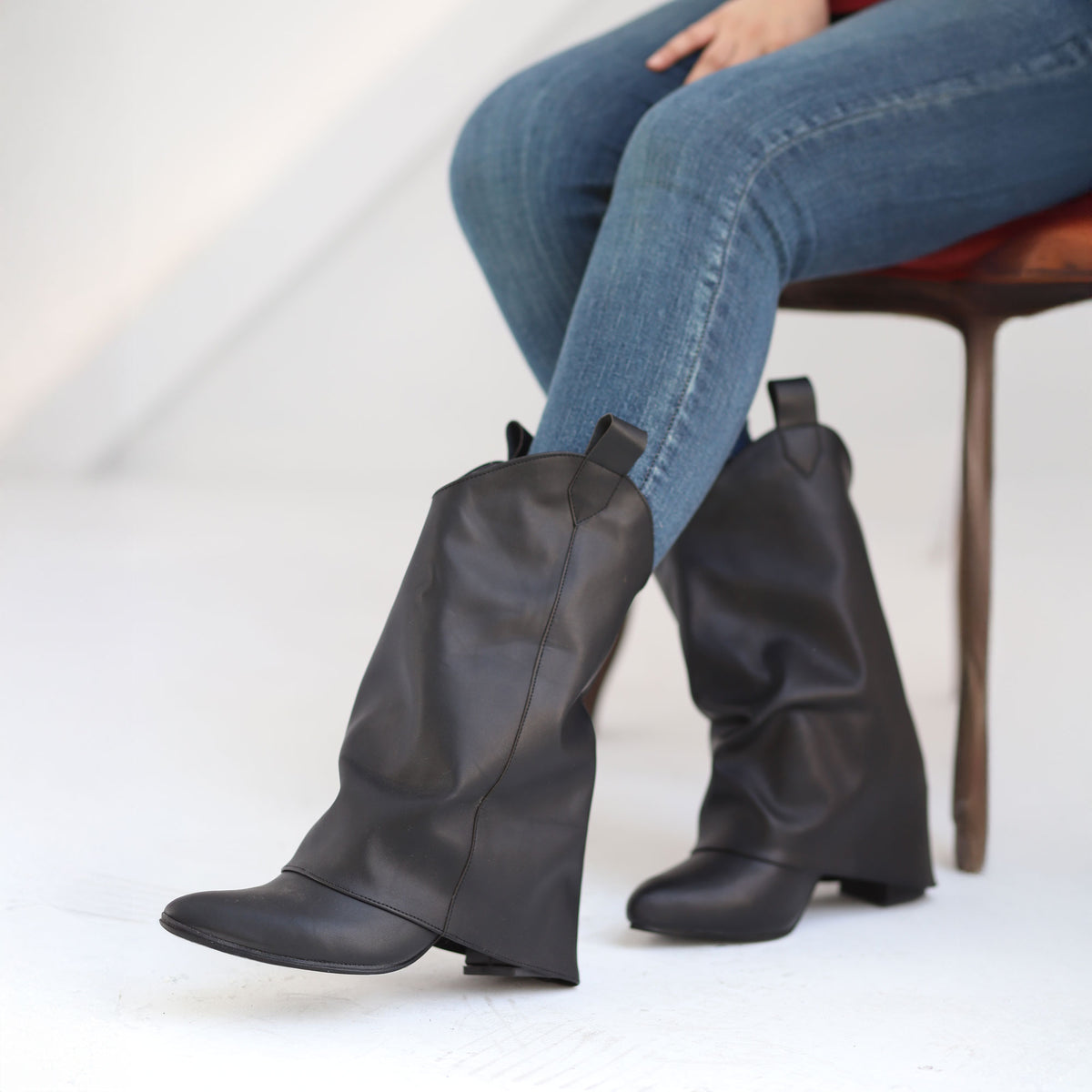 Sable Venture Color Sable Venture Boots - Black Boots - Hatchill