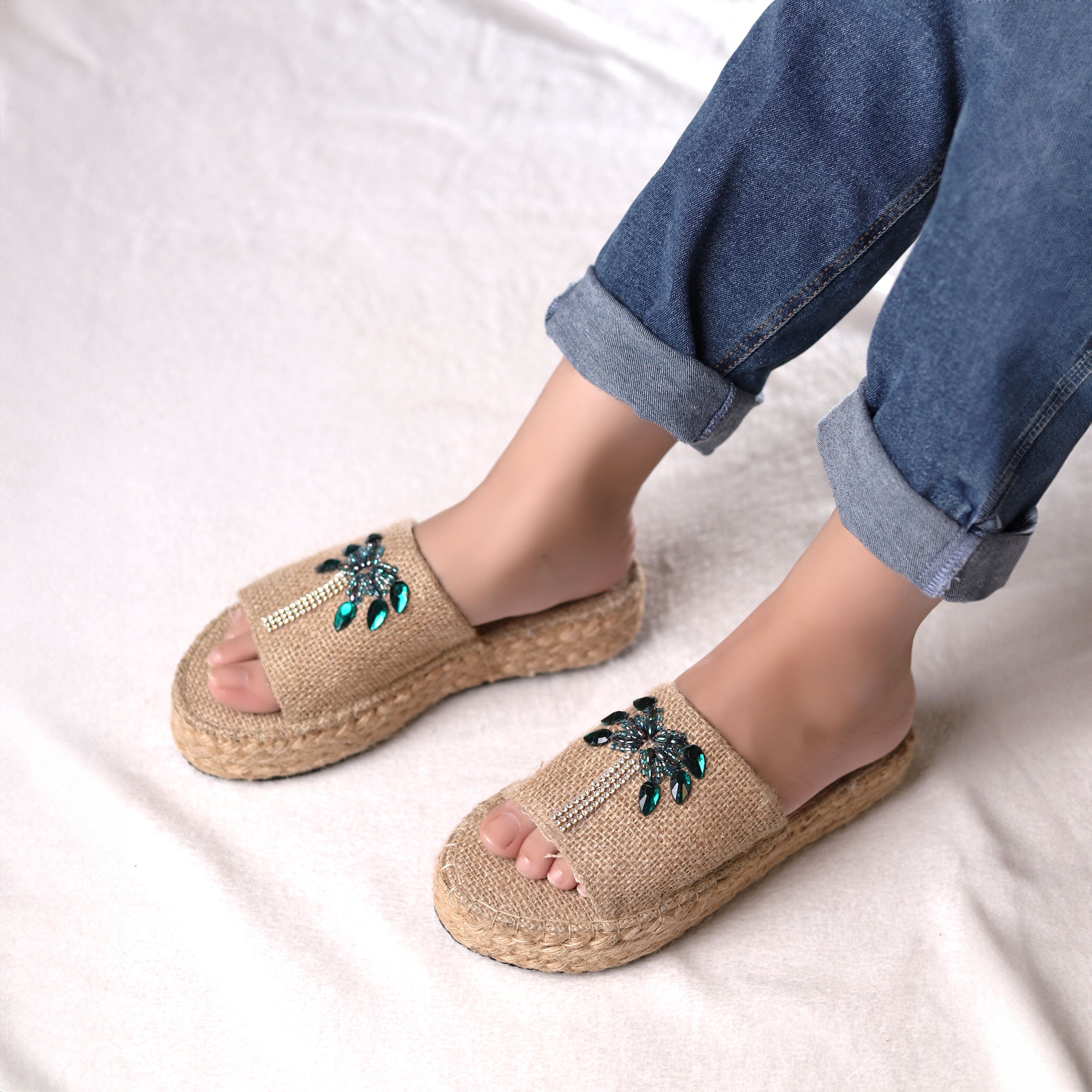 Litoral Slipper Secondary image