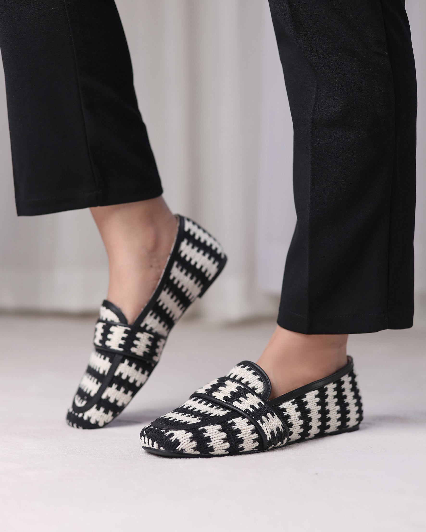 Maison Houndstooth Luxe Moccasin