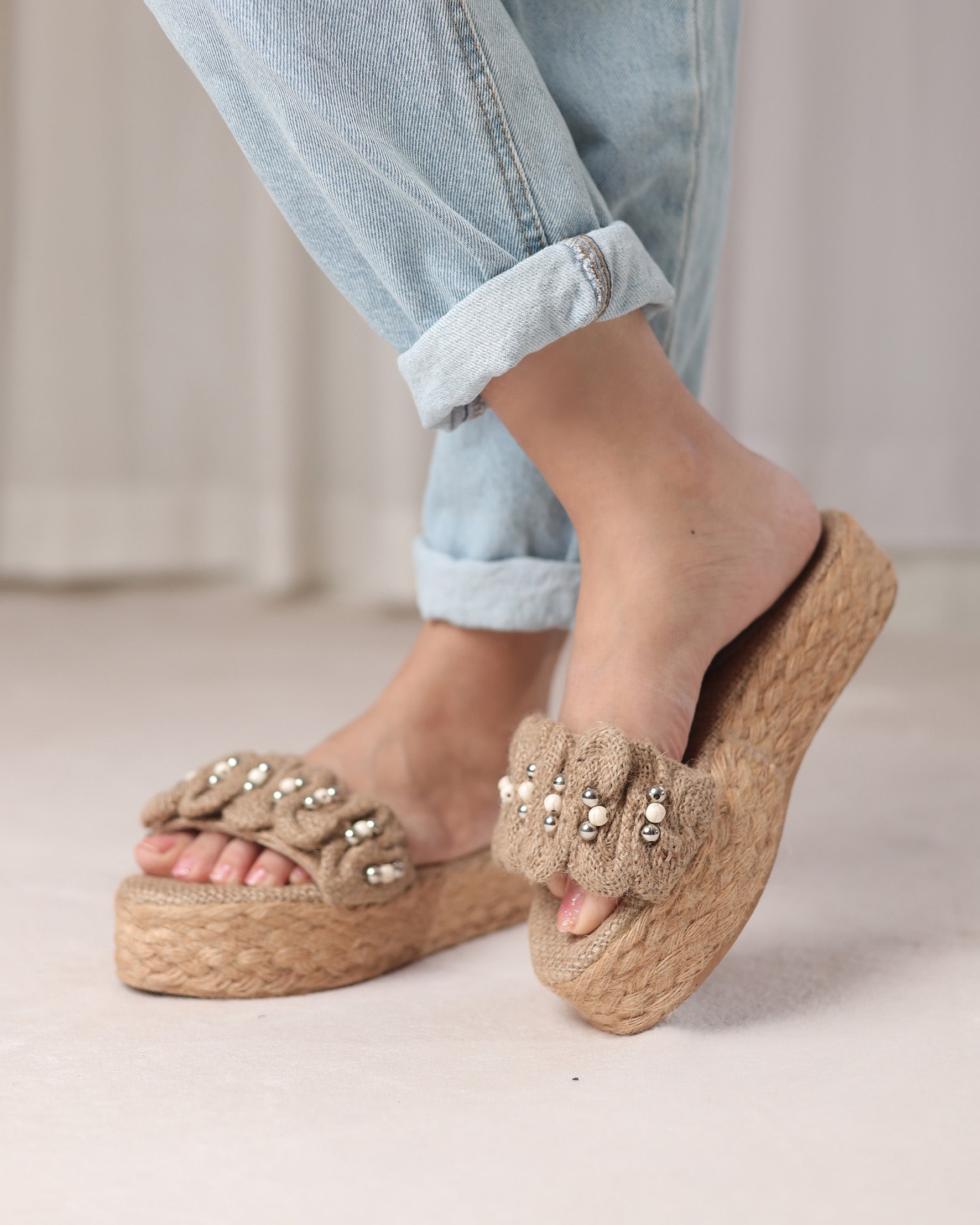 Jute Pearl Slipper