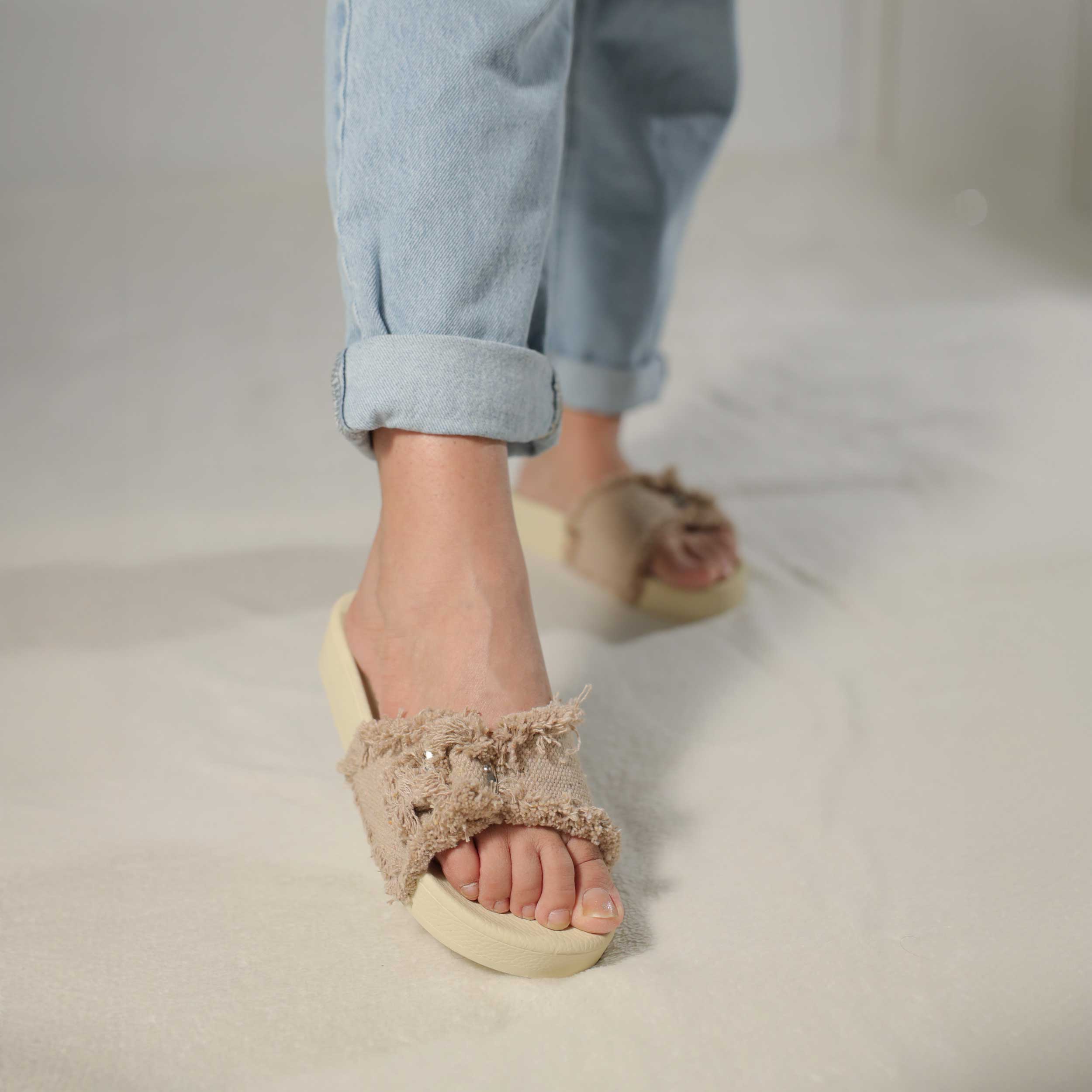 Eliana Slipper Main image