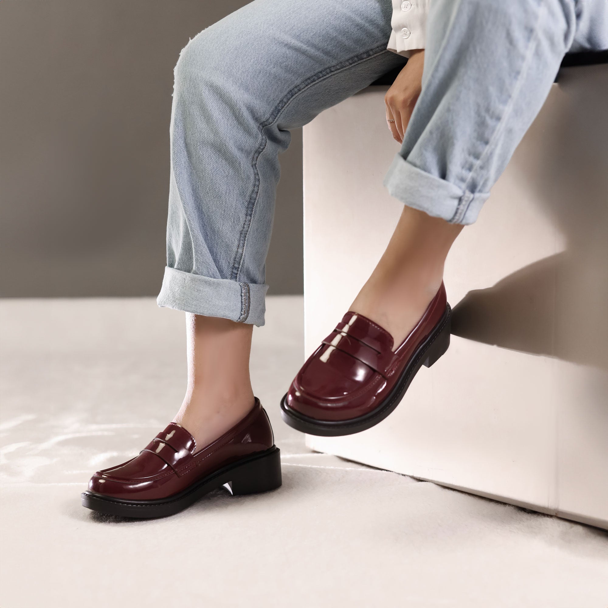 Daniela - Burgundy Main image