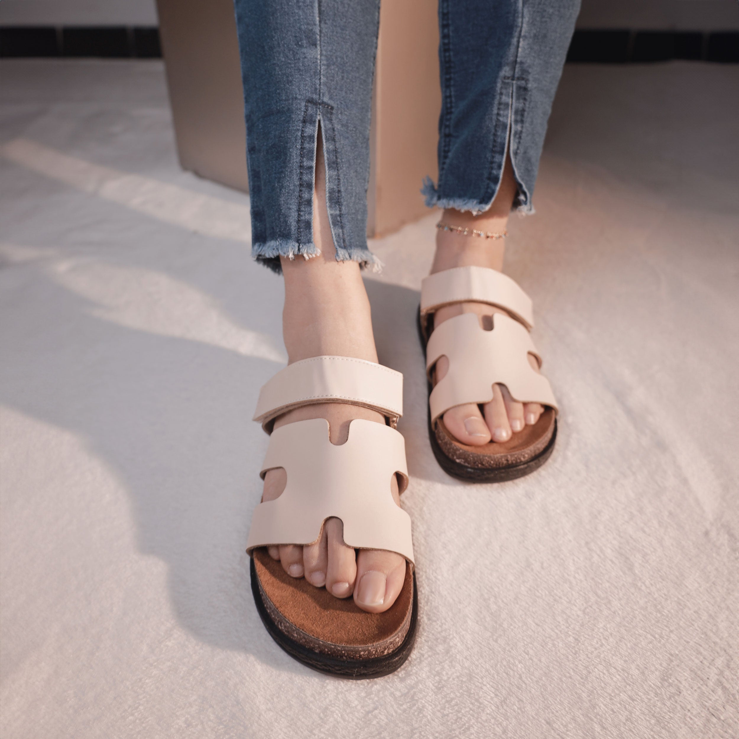 Dianola Slipper - Beige Secondary image