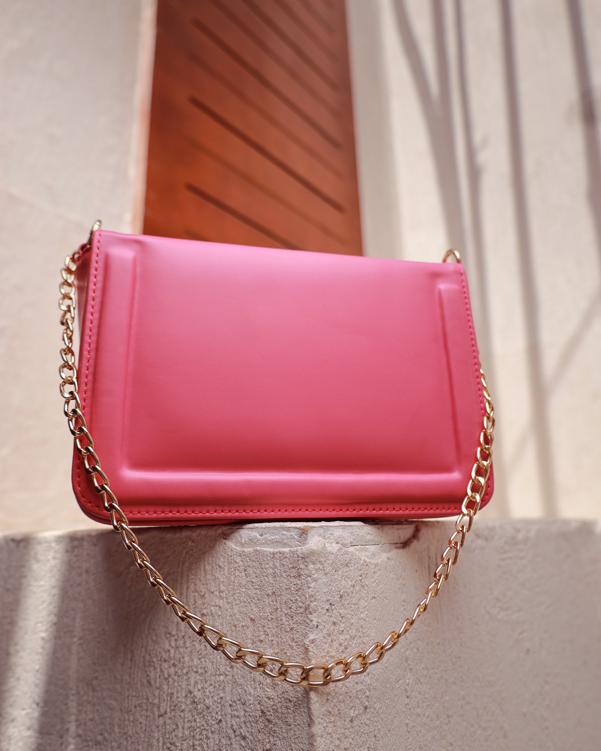 Rosé Luxe Chain Bag