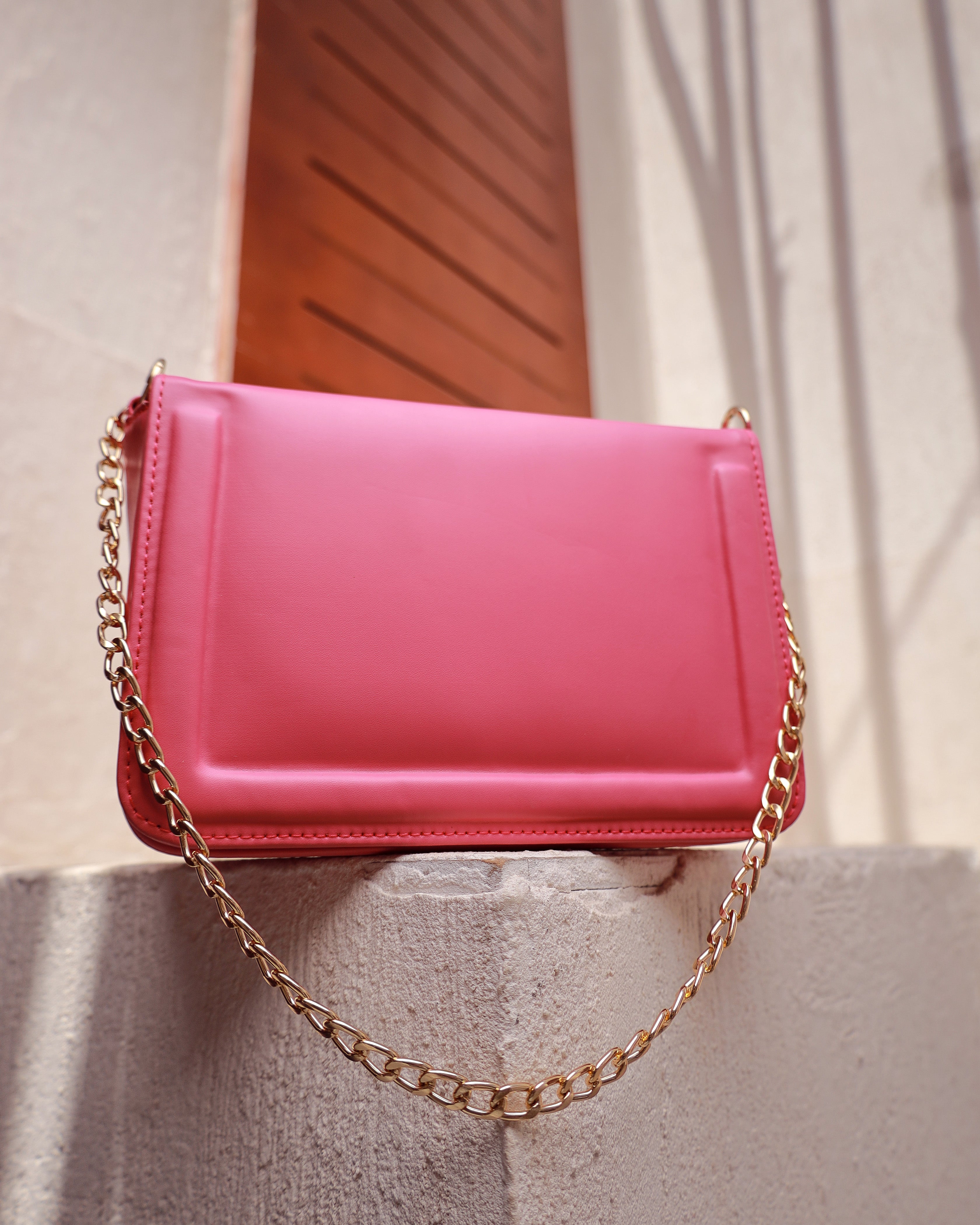 Rosé Luxe Chain Bag