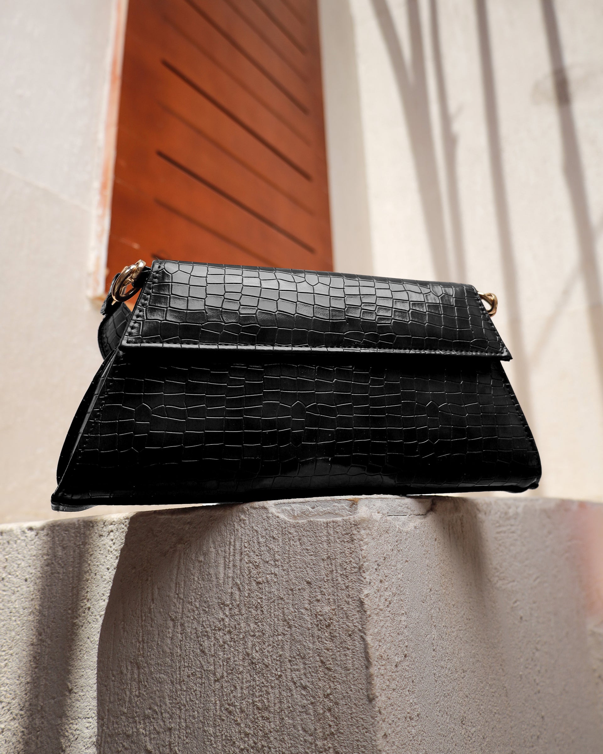Allure - Black