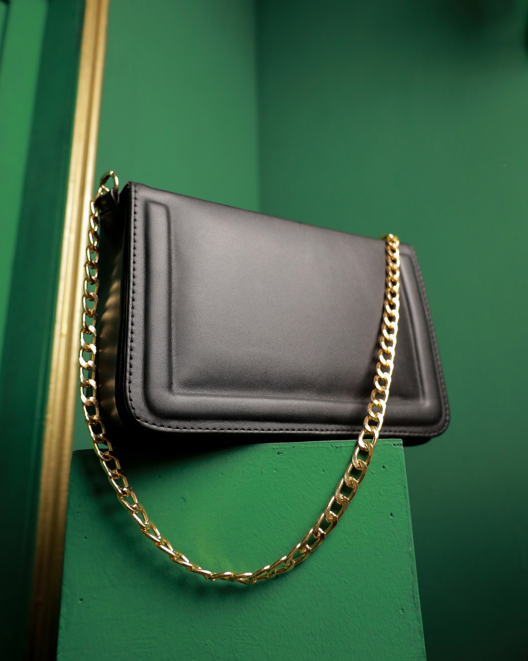 Rosé Luxe Chain Bag