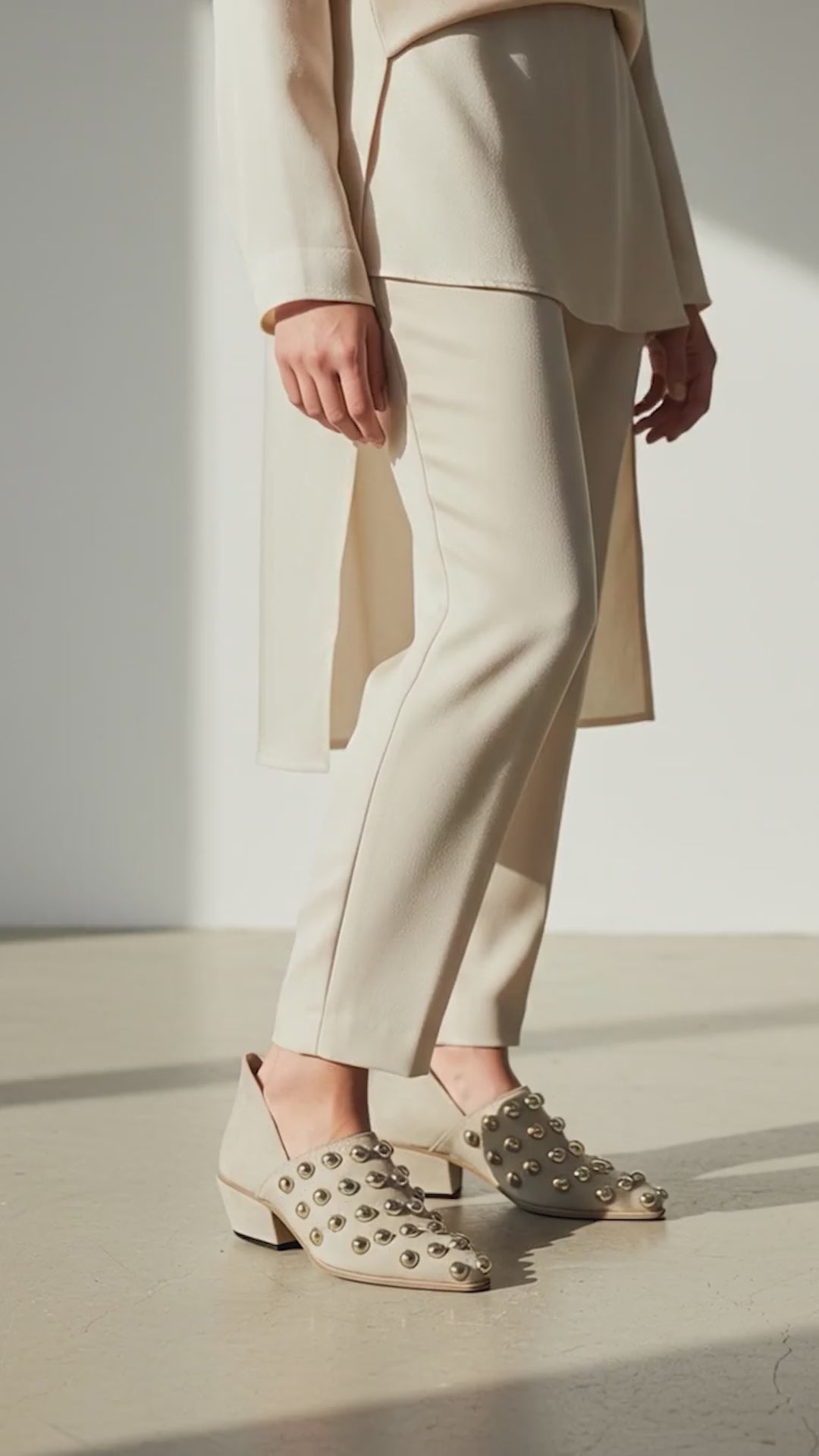 The Nova Mule - Beige