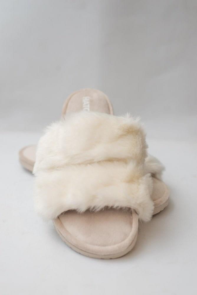 Fluffy Open Toe Slippers - White - Hatchill